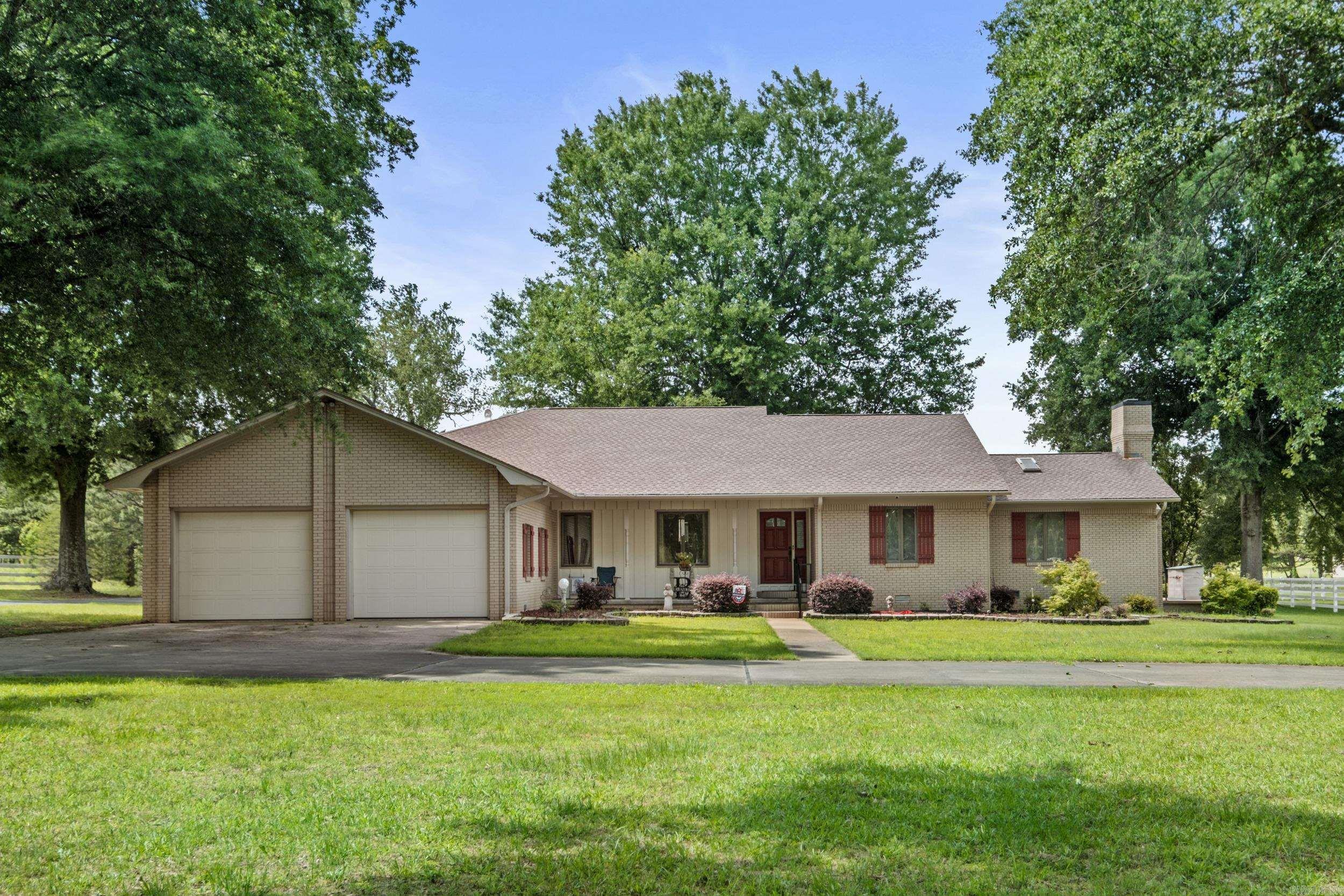 COUNTRY VALLEY ESTATES - Residential