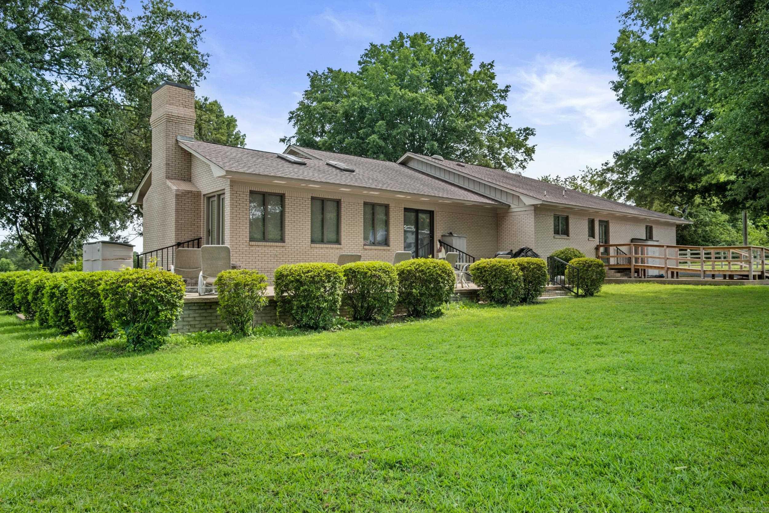 COUNTRY VALLEY ESTATES - Residential