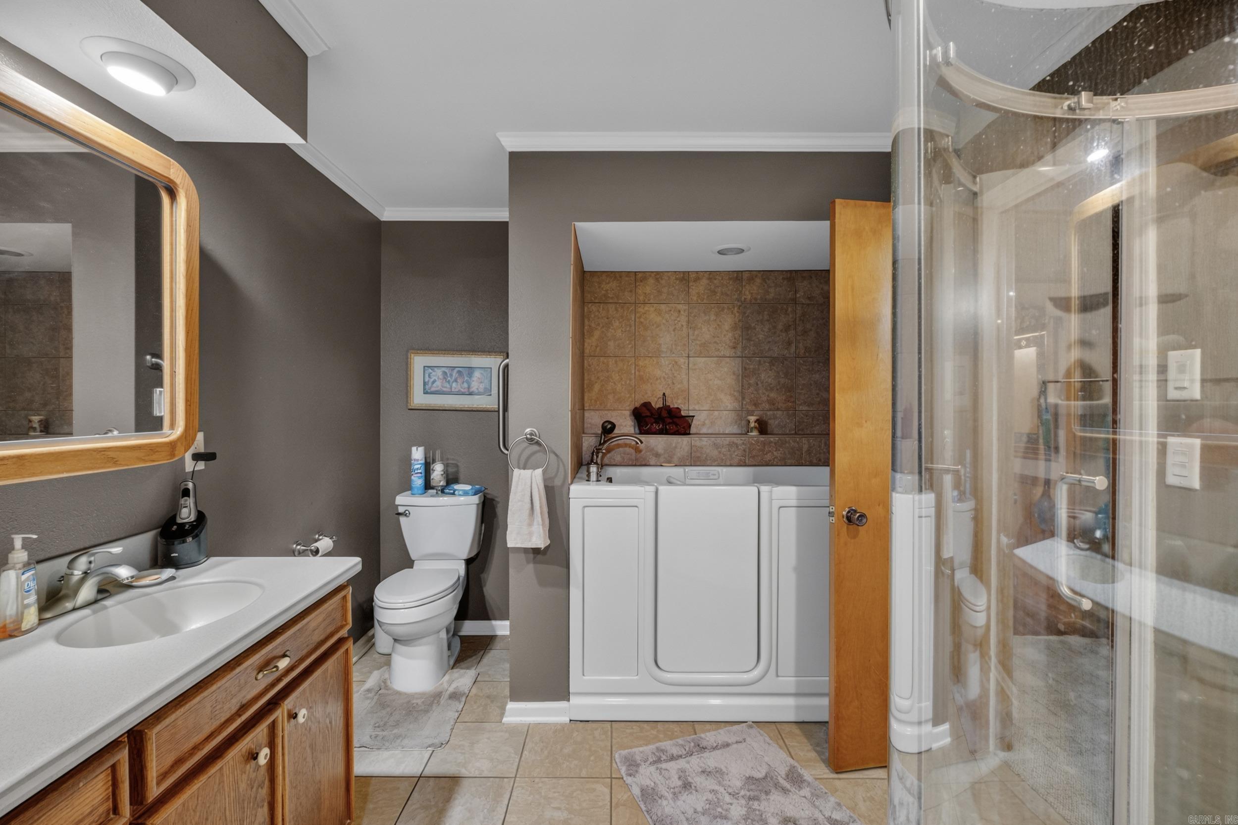 COUNTRY VALLEY ESTATES - Residential