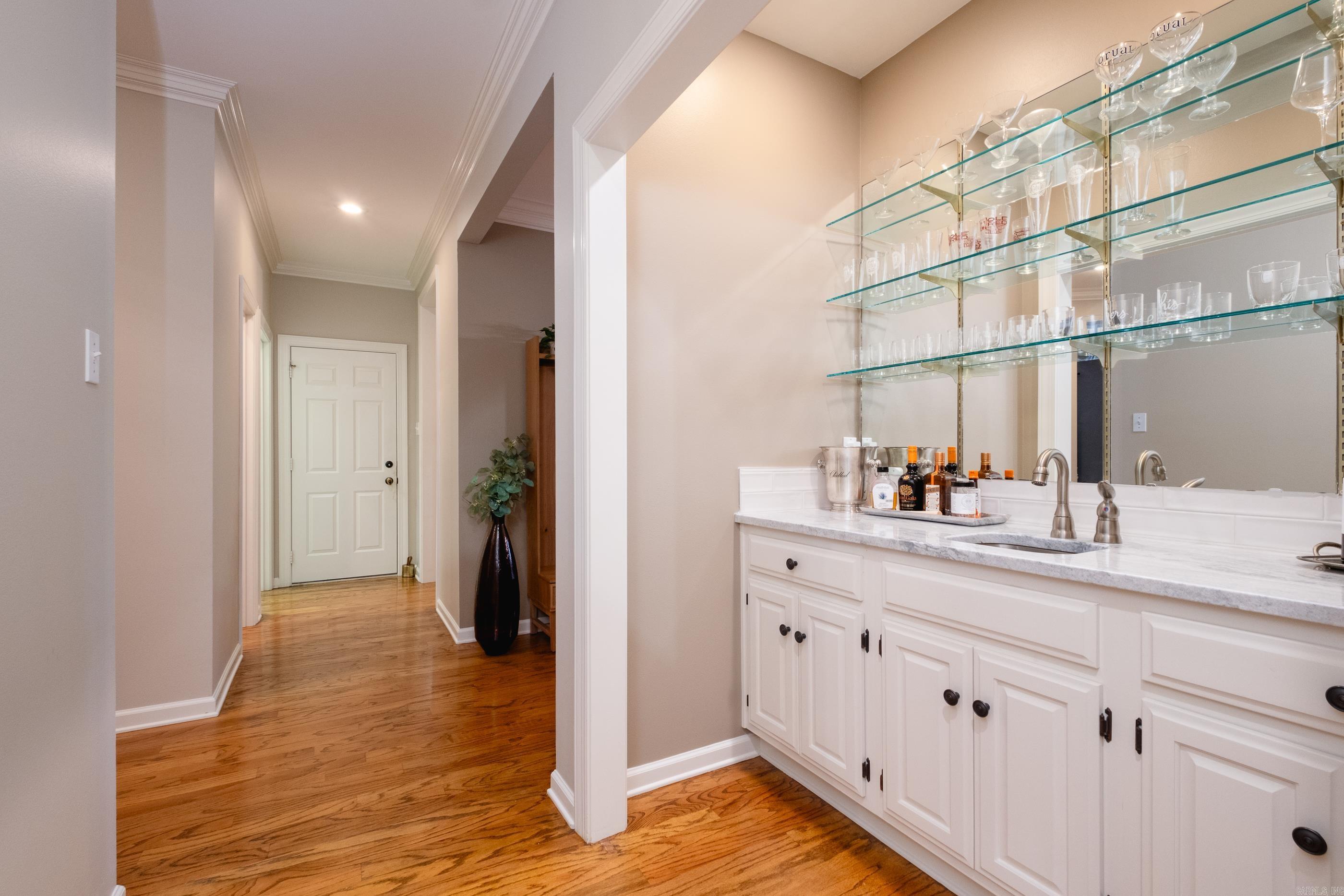 LONGLEA - Residential