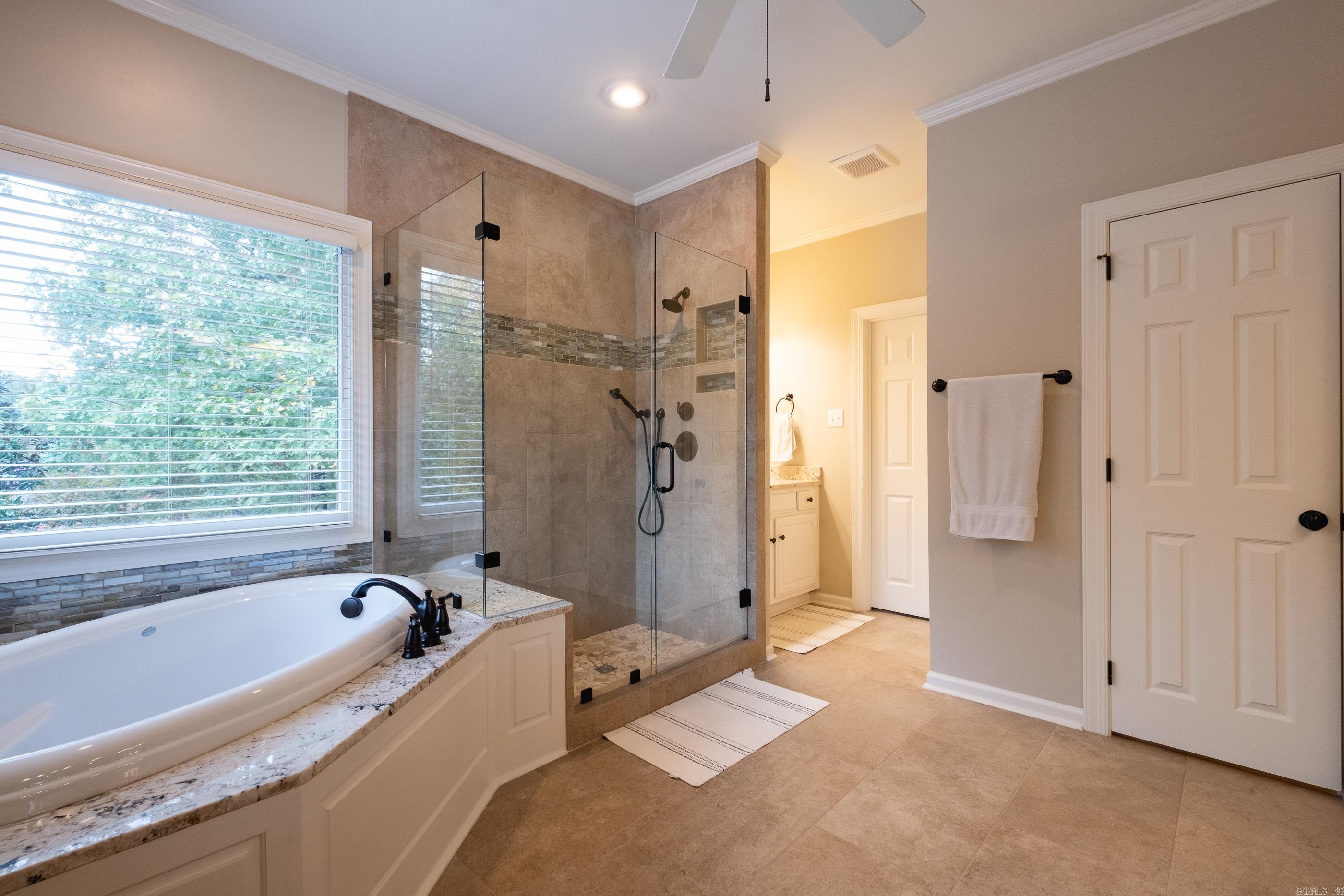 LONGLEA - Residential