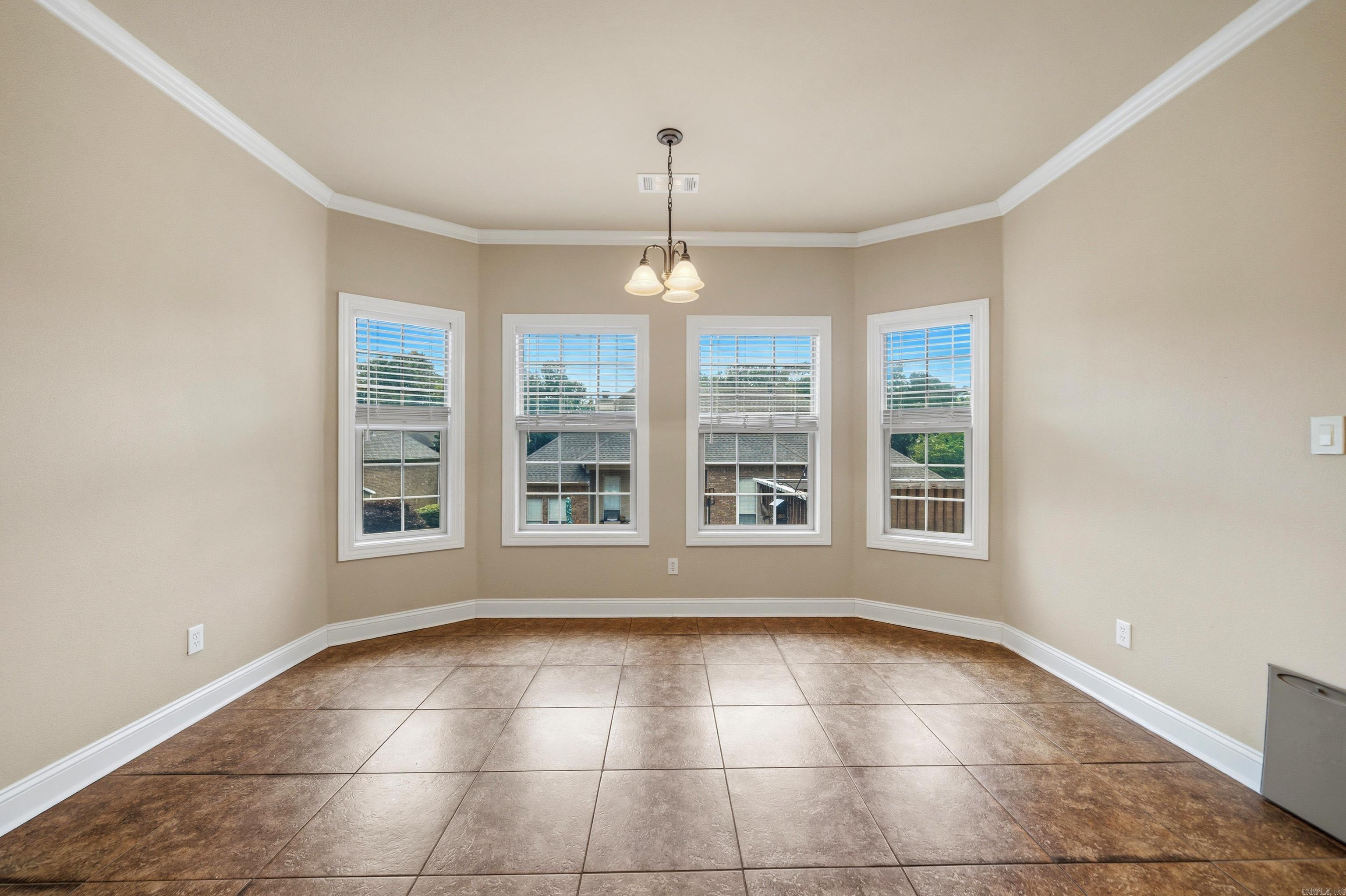 HIGH MEADOW ESTATES - Residential