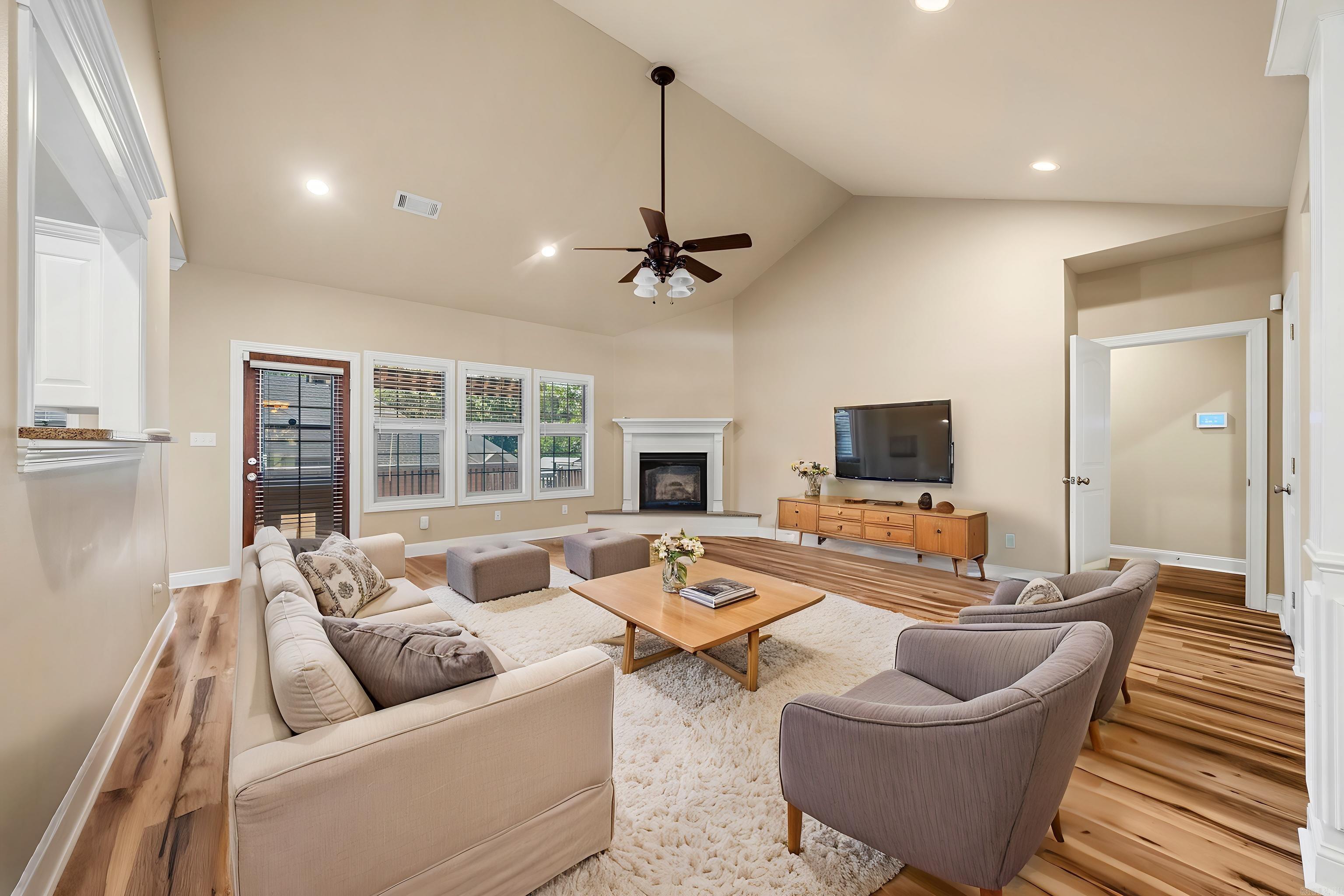 HIGH MEADOW ESTATES - Residential