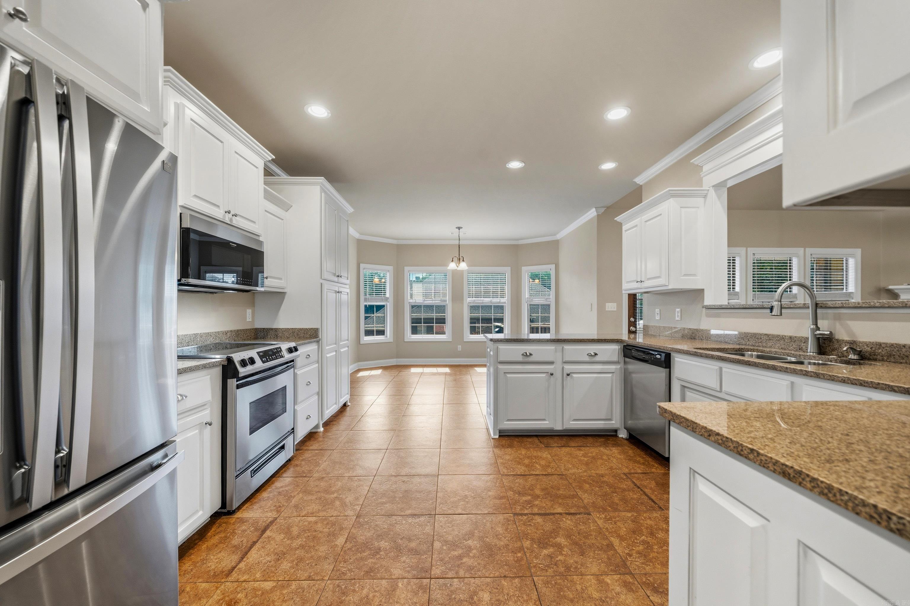 HIGH MEADOW ESTATES - Residential