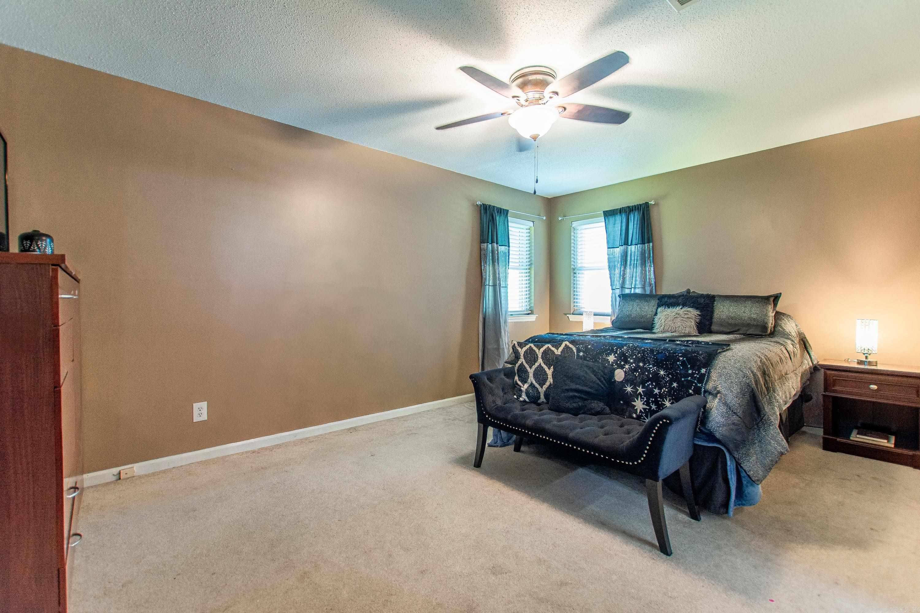 STONEWALL - Residential