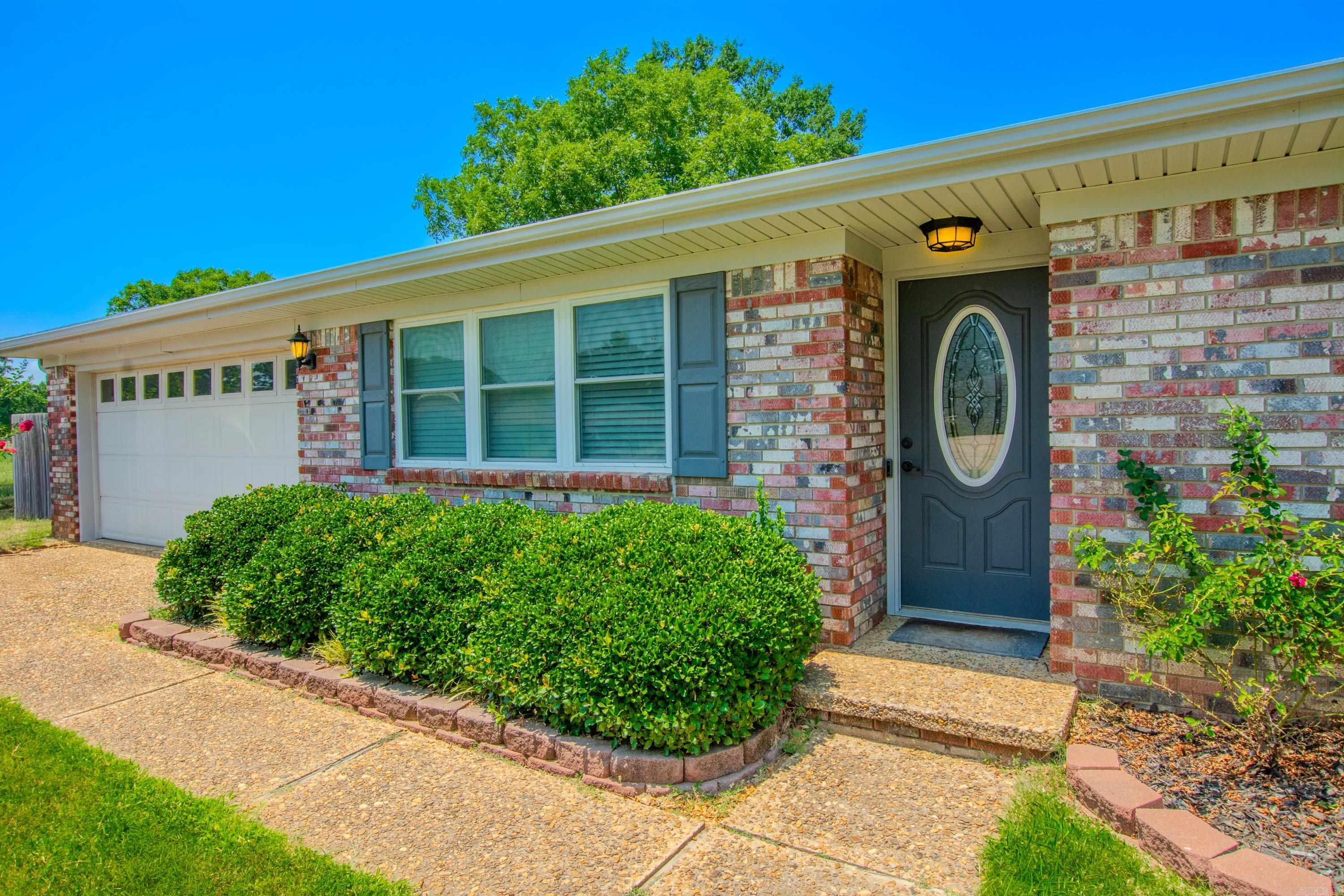 STONEWALL - Residential