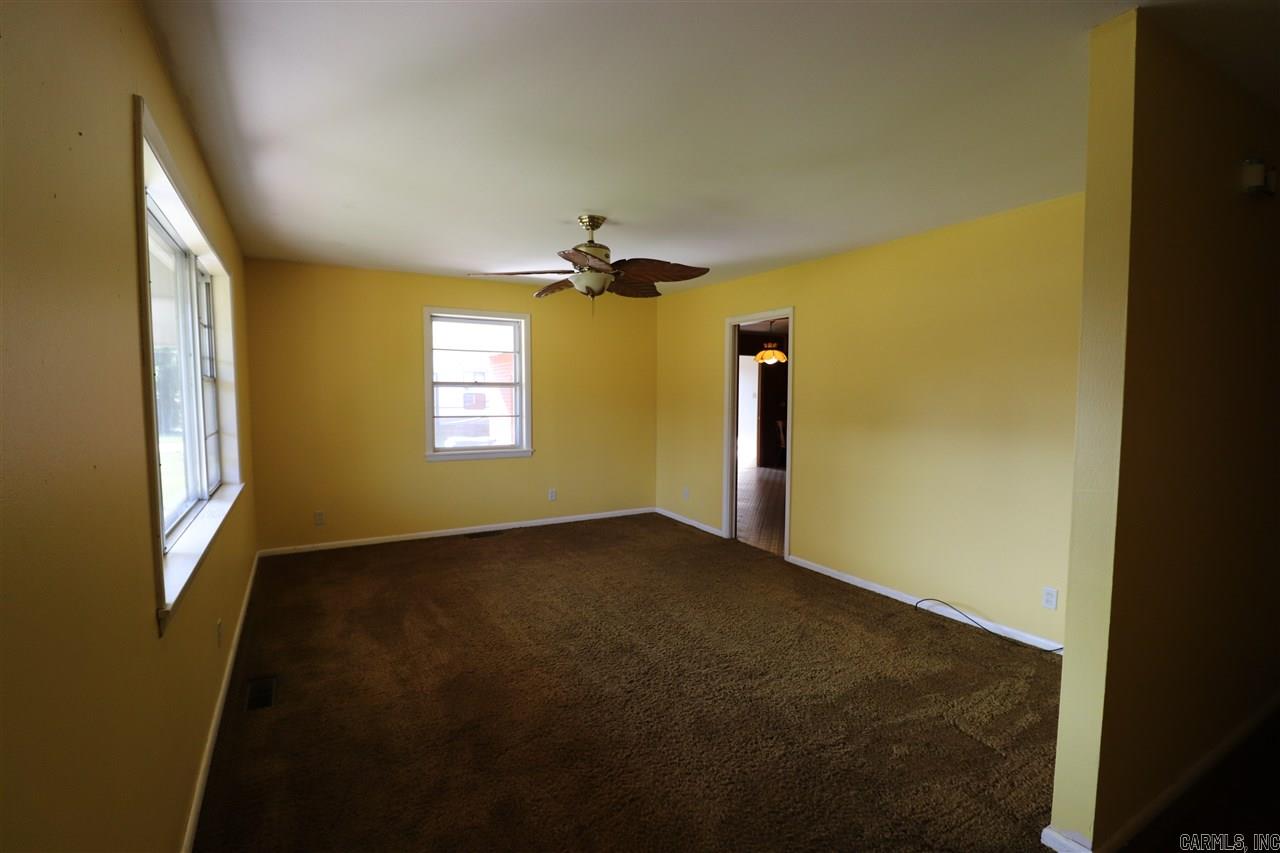 CITY ACREAGE C.C. - Residential