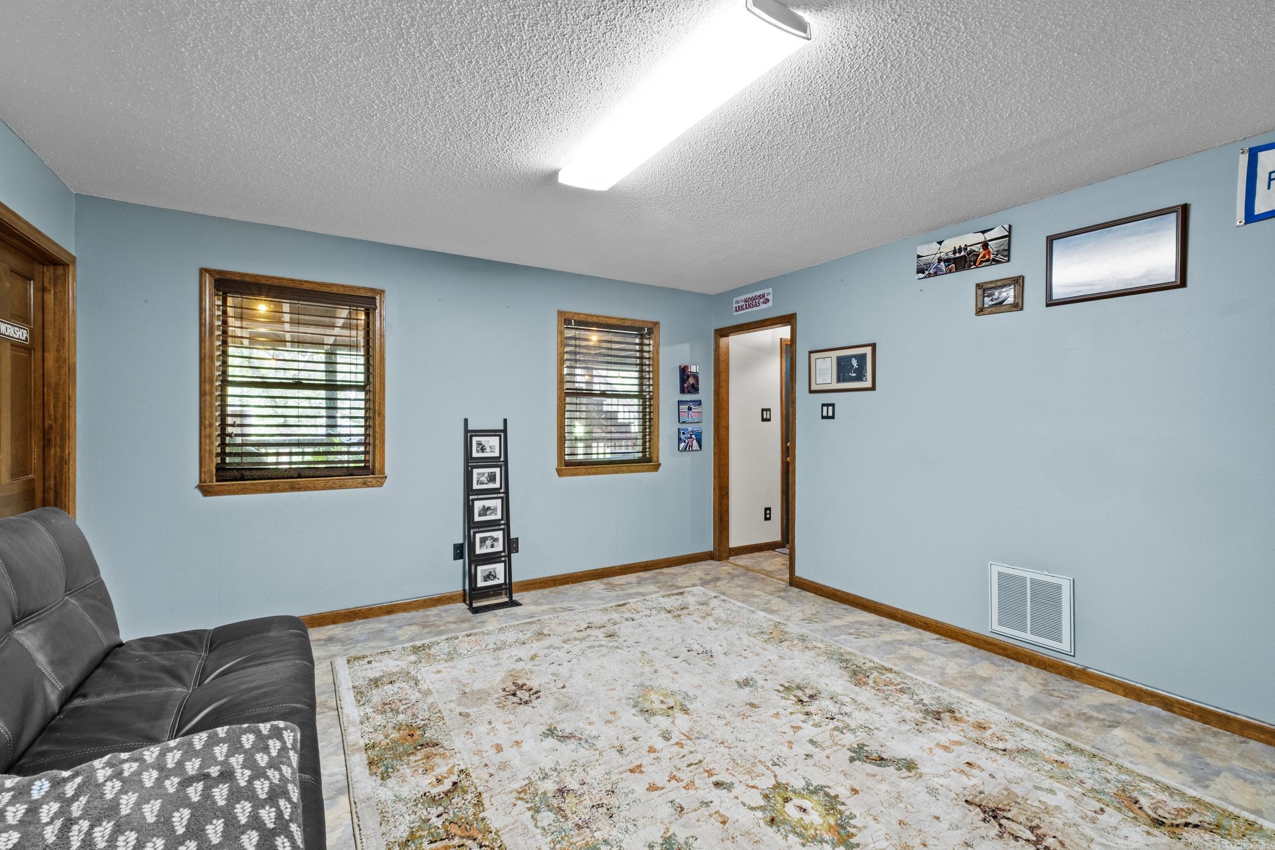 OVERBROOK - Residential