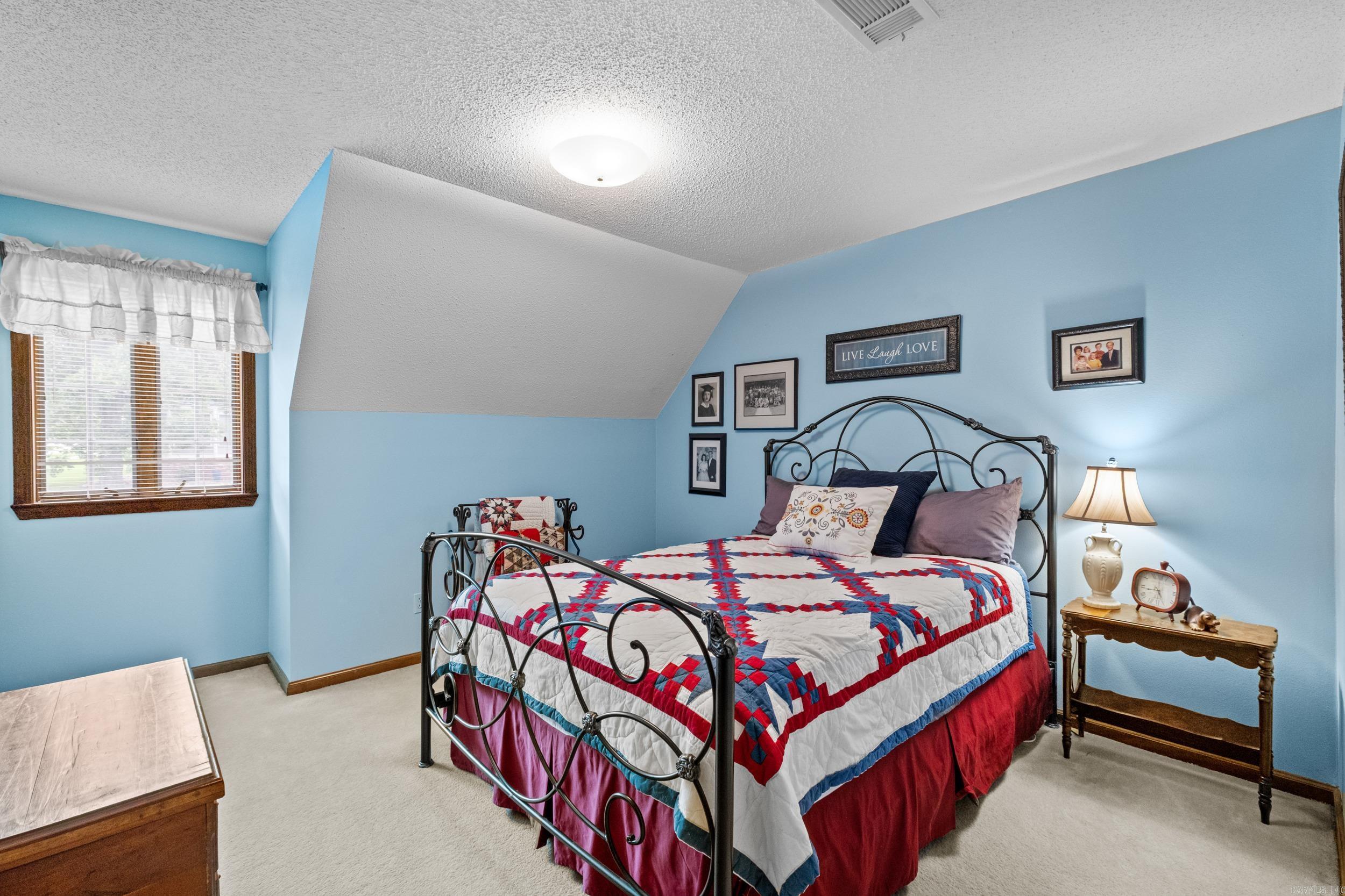 OVERBROOK - Residential