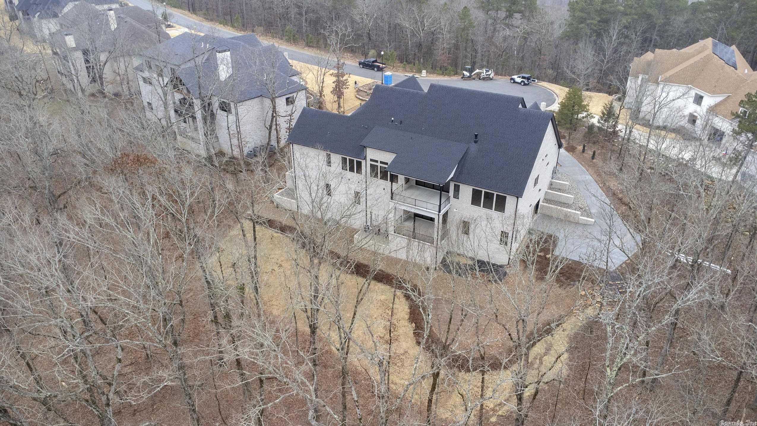 WOODLANDS EDGE - Residential