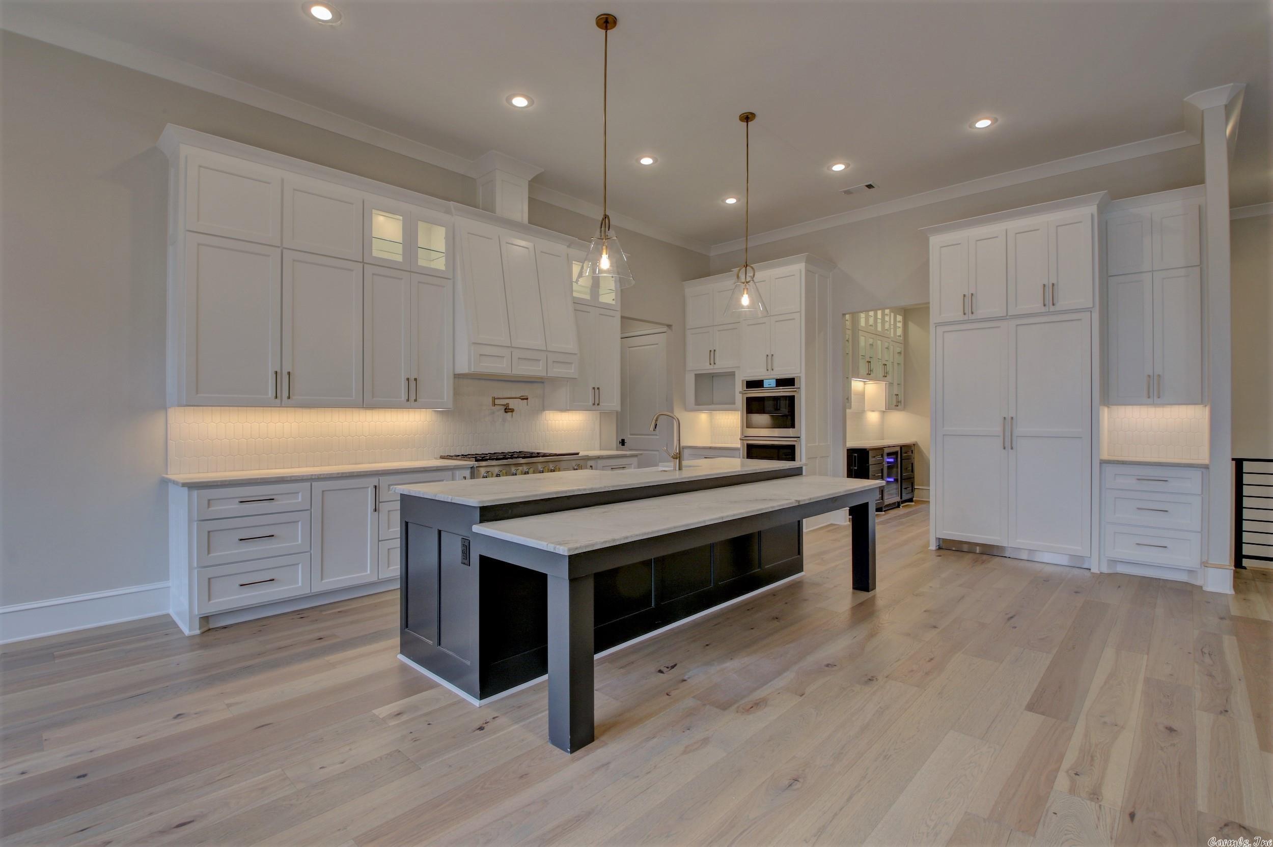 WOODLANDS EDGE - Residential