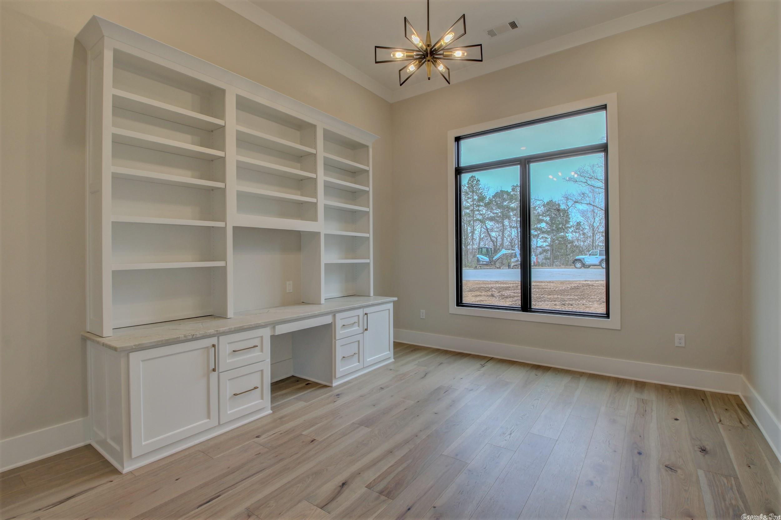 WOODLANDS EDGE - Residential