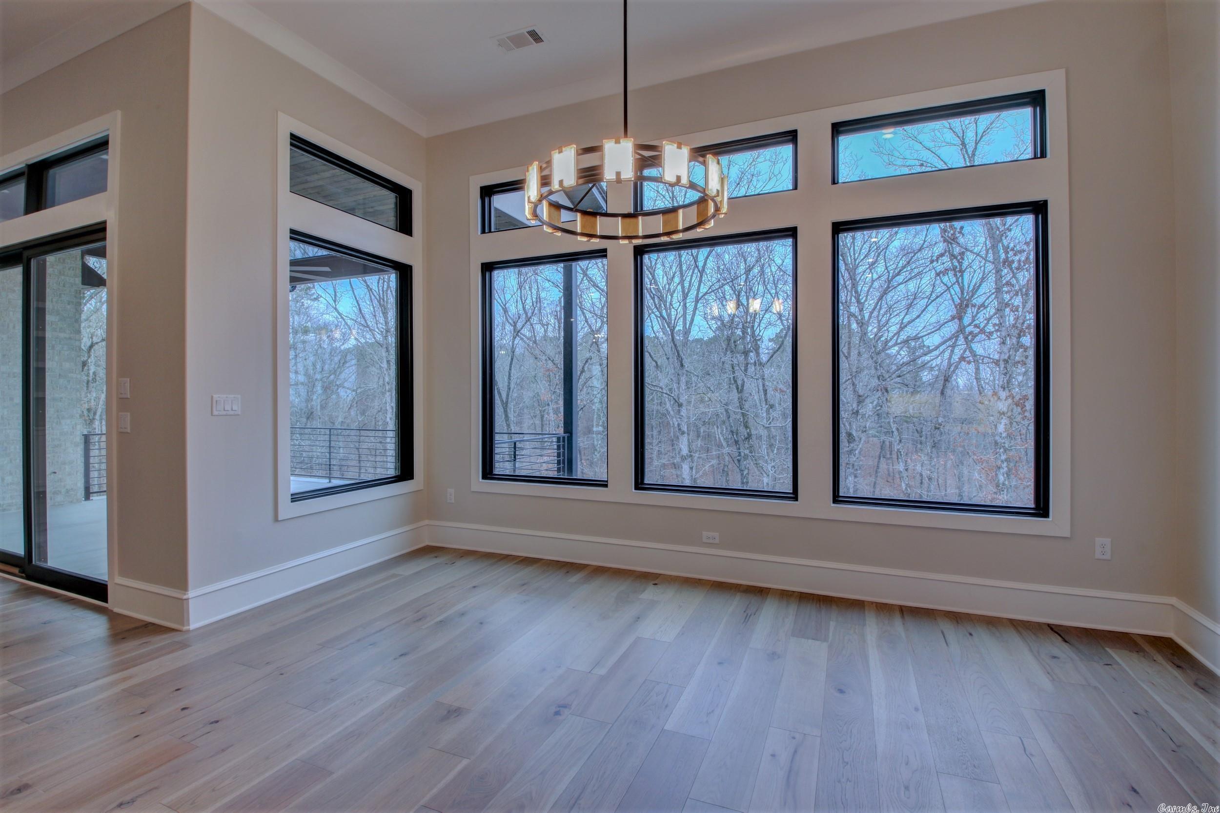 WOODLANDS EDGE - Residential