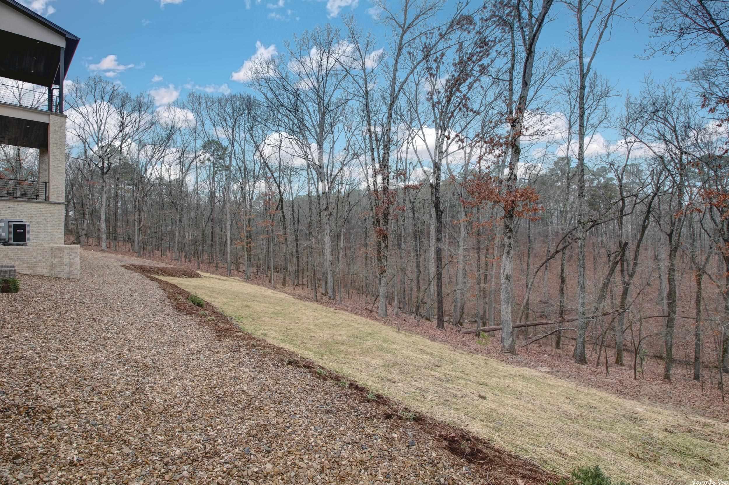 WOODLANDS EDGE - Residential
