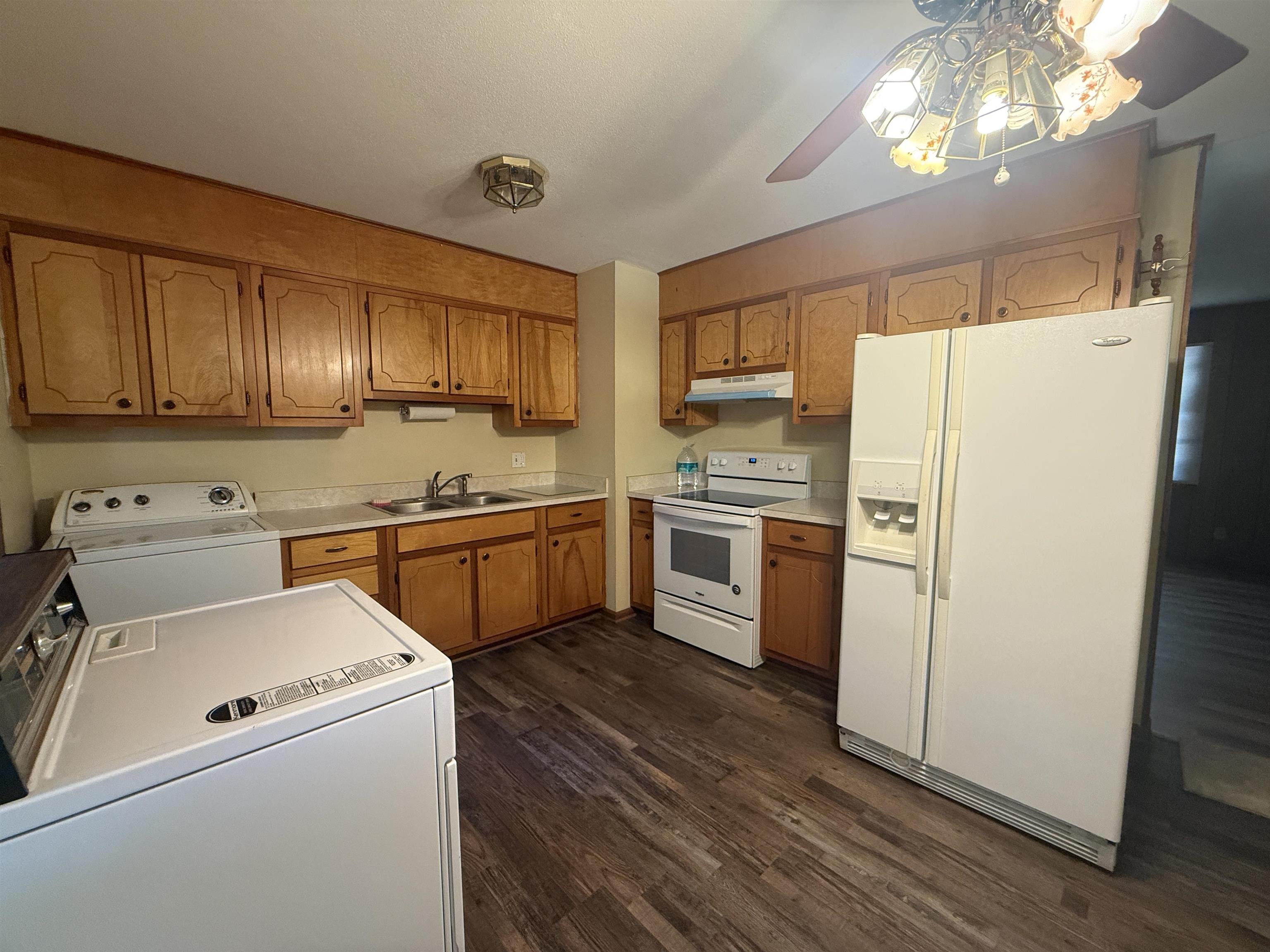 Navasota 1st - Residential Lease