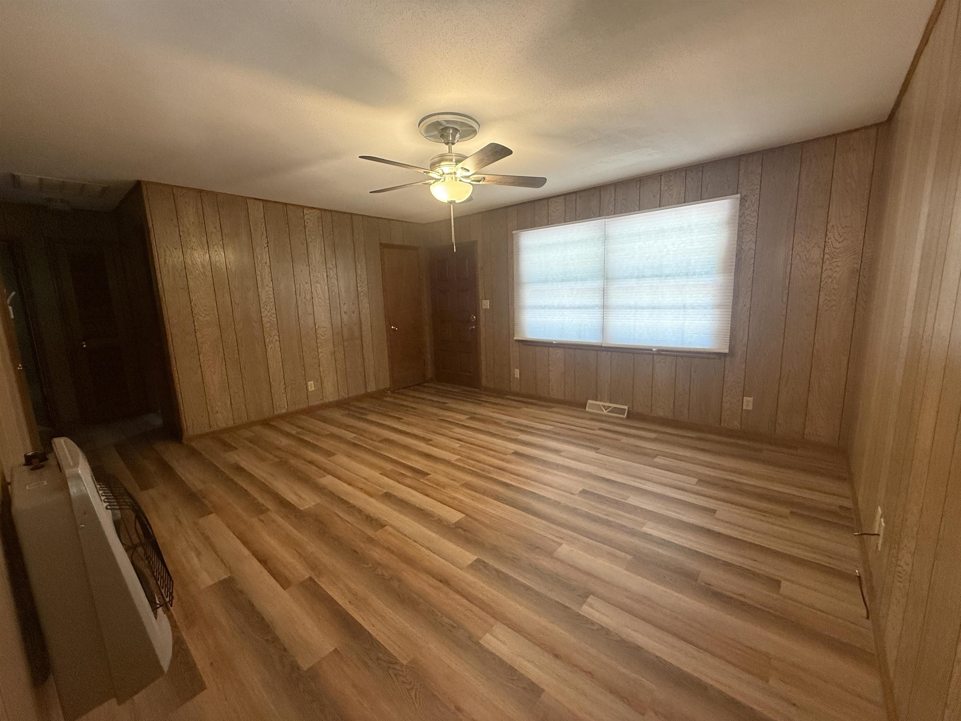 Navasota 1st - Residential Lease