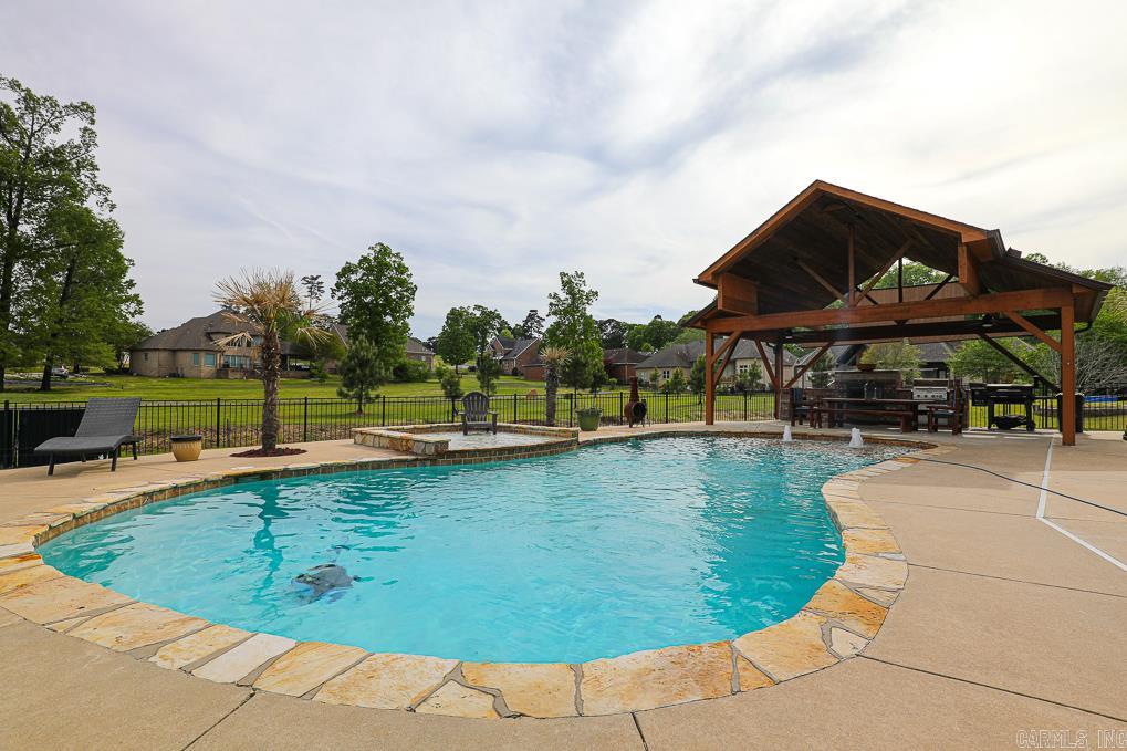 Longhills Village - Residential