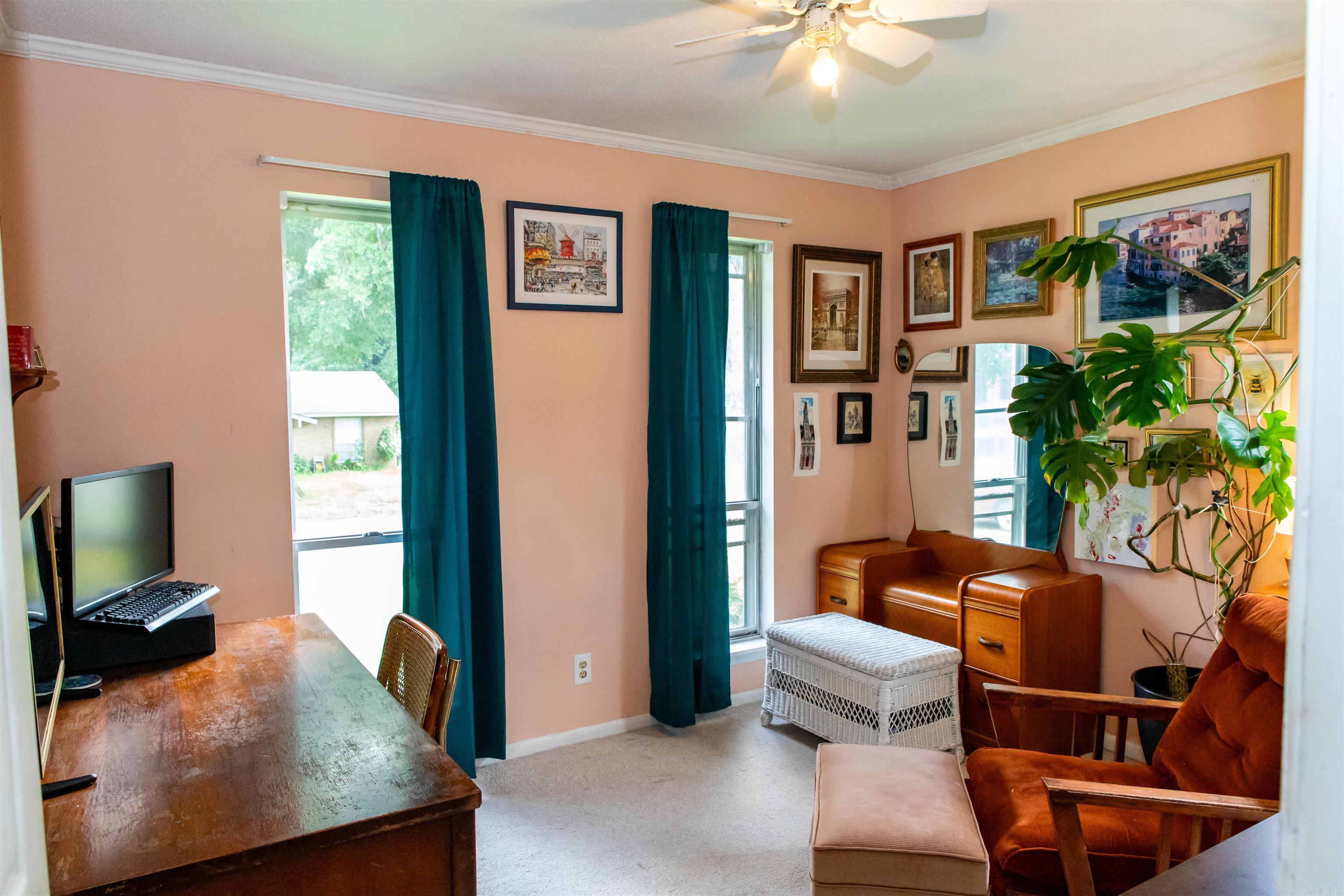 NORTH HILLS MANOR - Residential