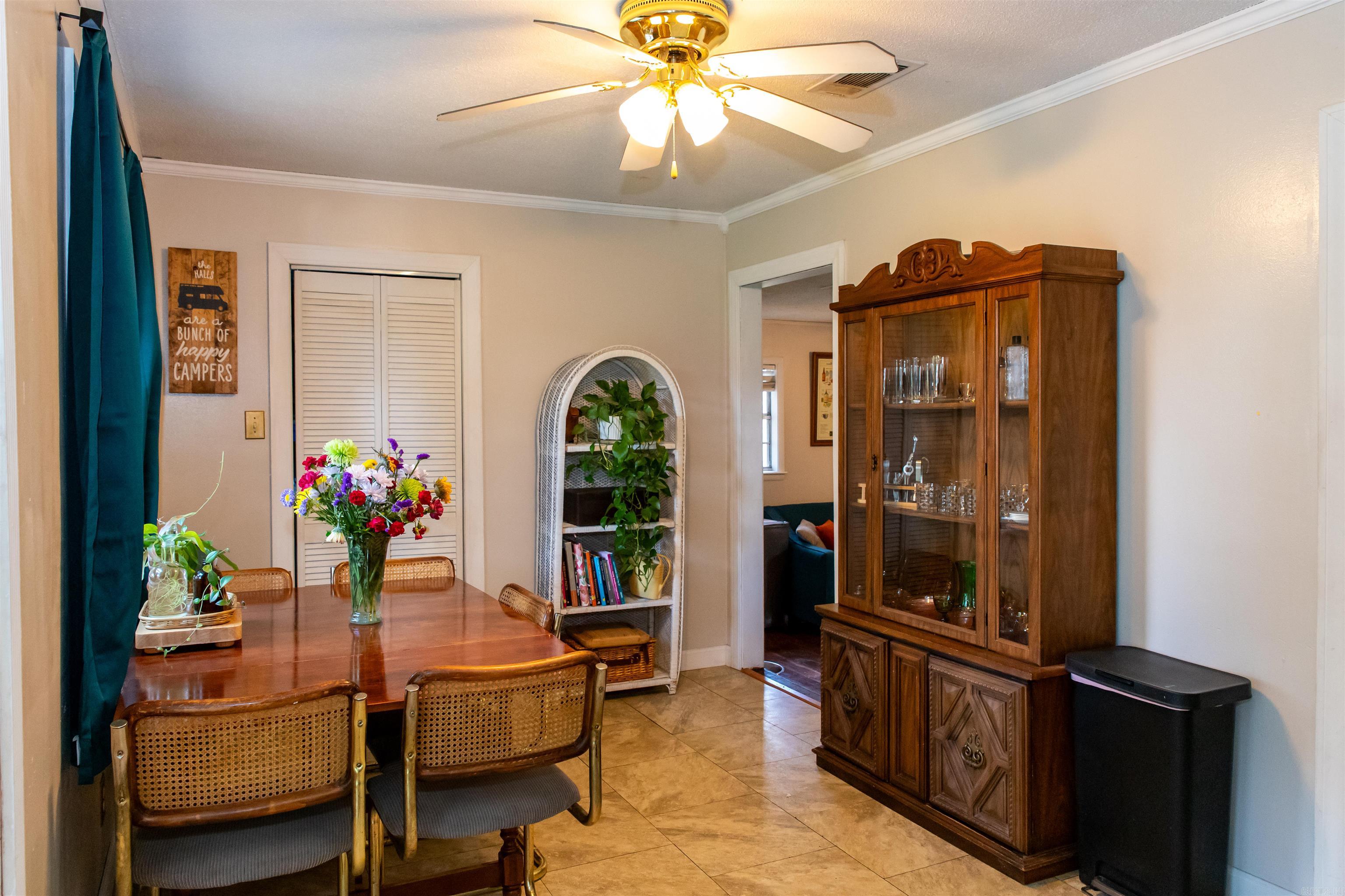 NORTH HILLS MANOR - Residential