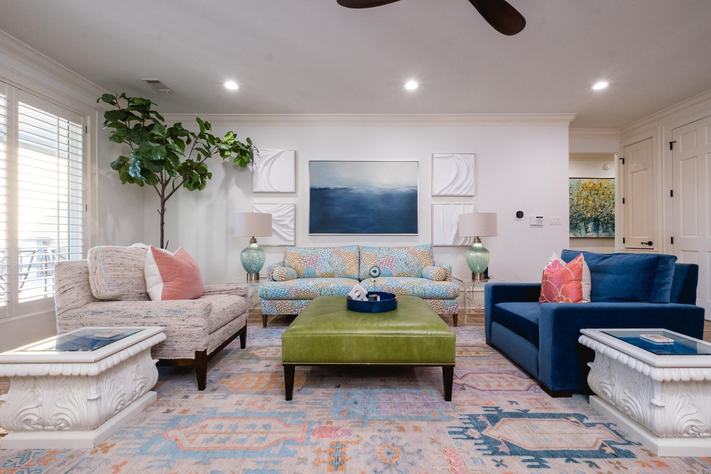 PARADISE LAKE VILLAGE TOWNHOME - Residential