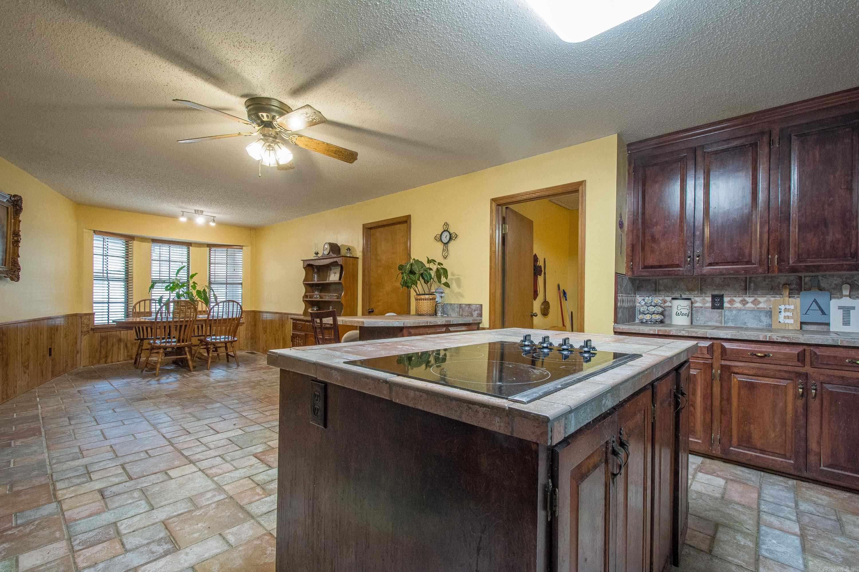 EASTWOOD - Residential