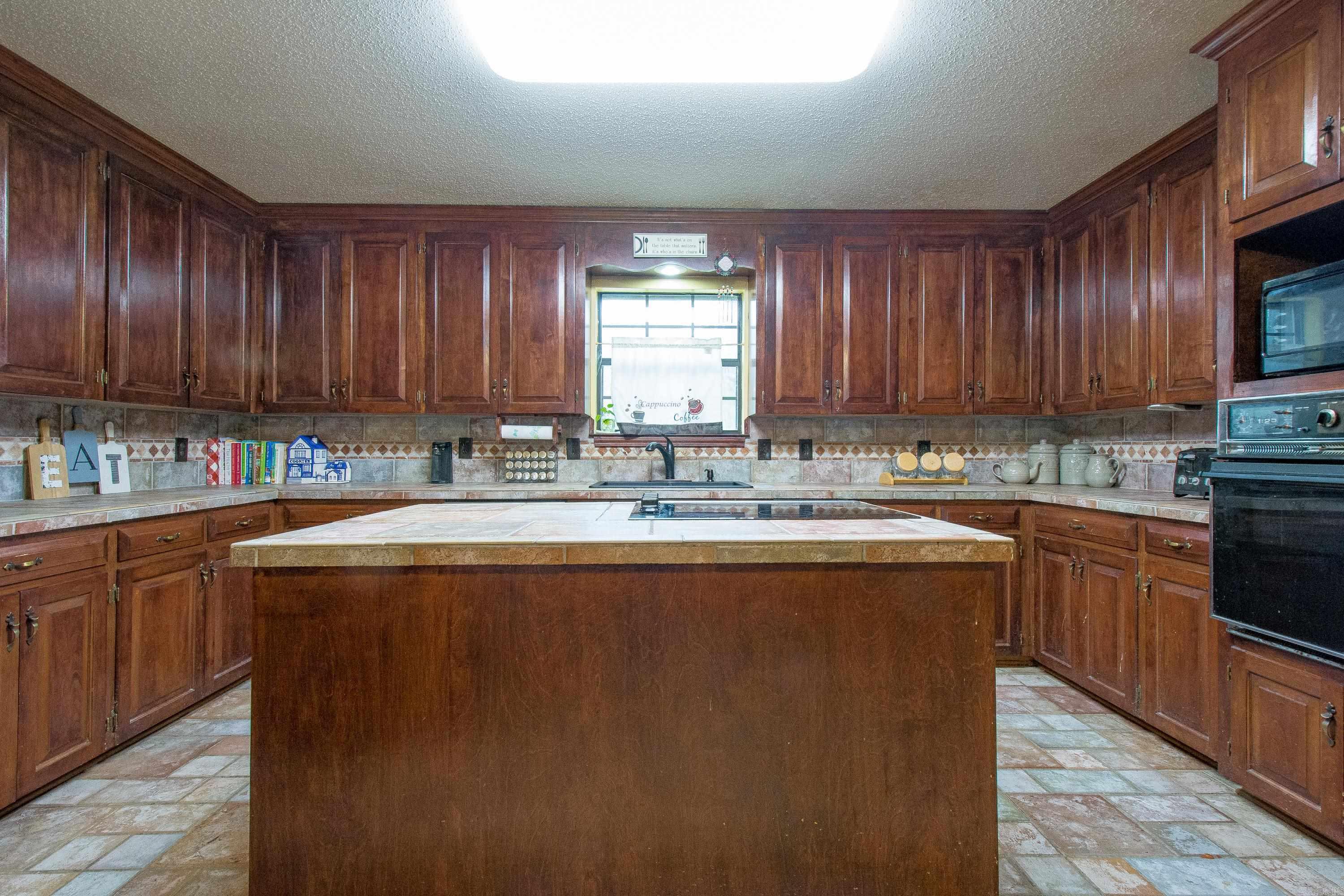 EASTWOOD - Residential
