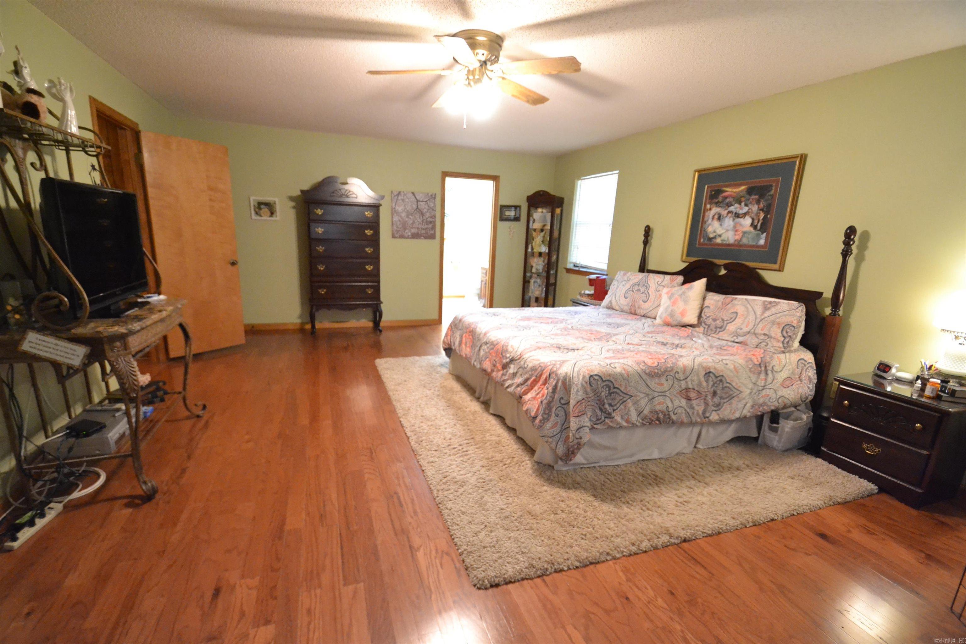 EASTWOOD - Residential