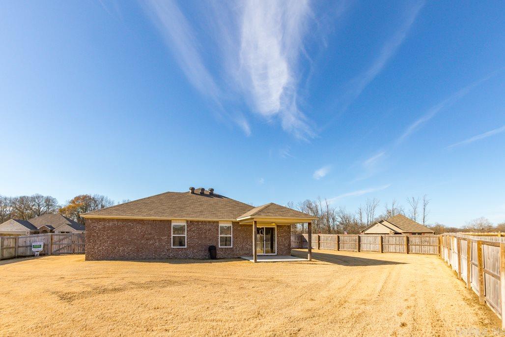 STONEHENGE PLACE - Residential