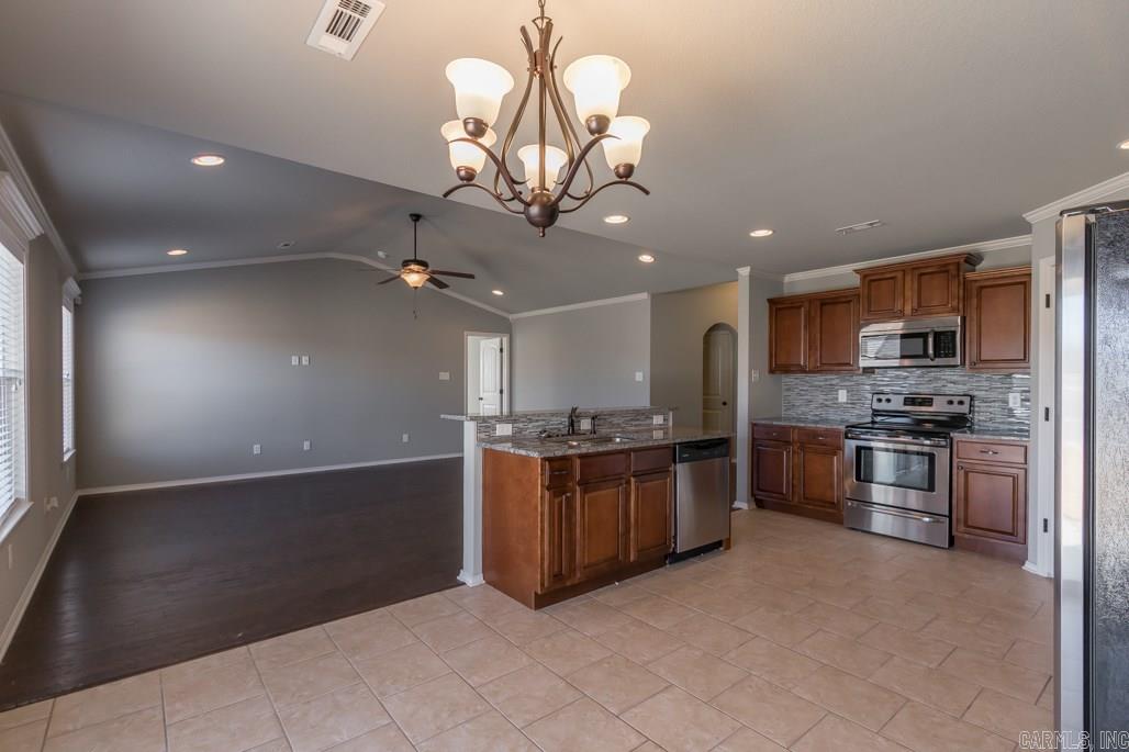STONEHENGE PLACE - Residential