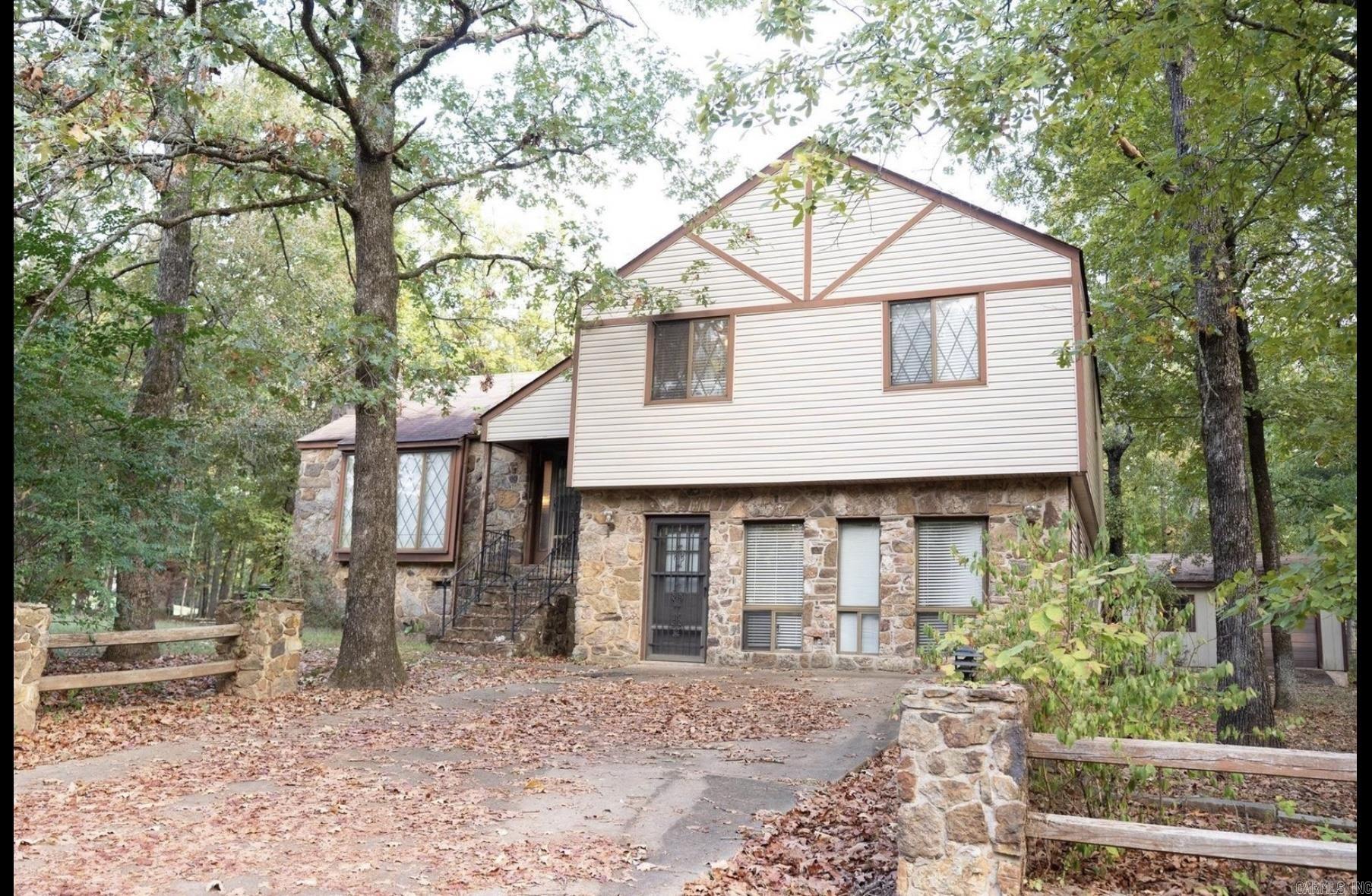 CASTLE RIDGE HEIGHTS - Residential