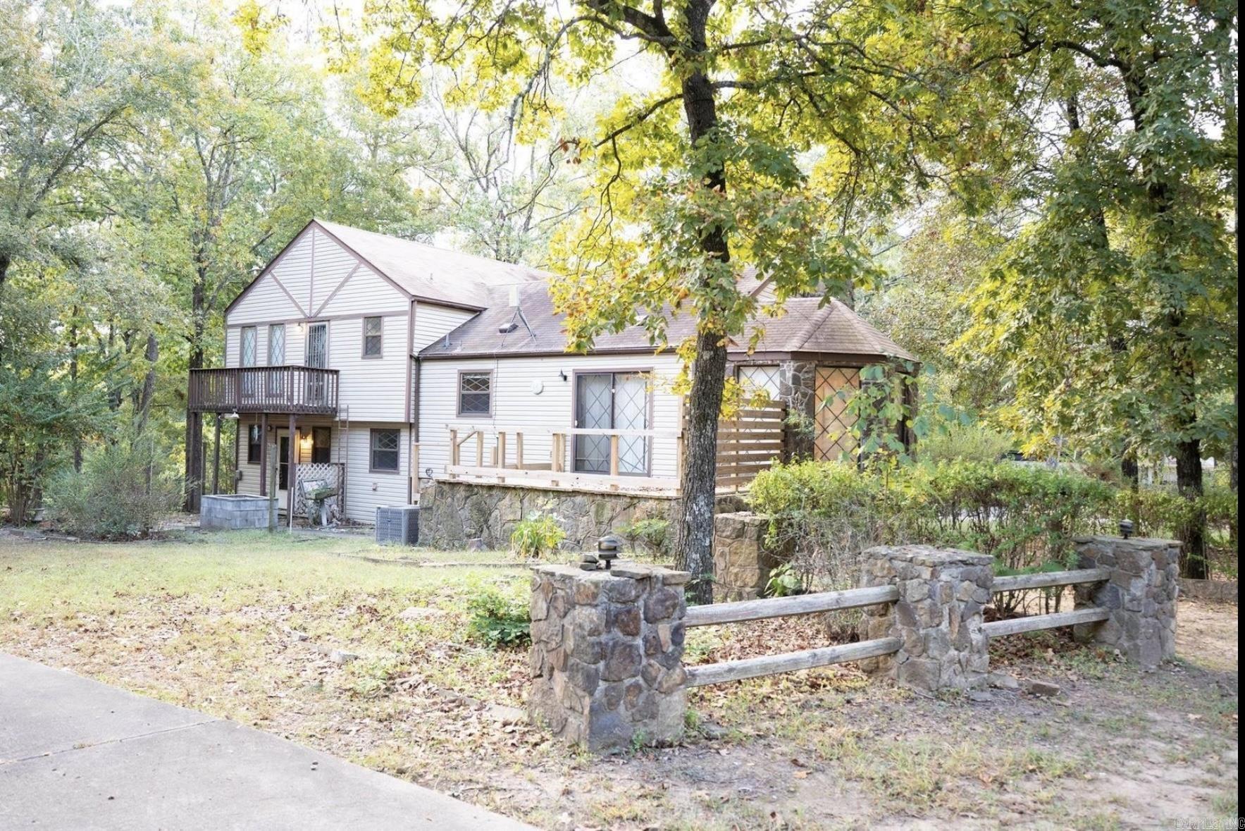 CASTLE RIDGE HEIGHTS - Residential