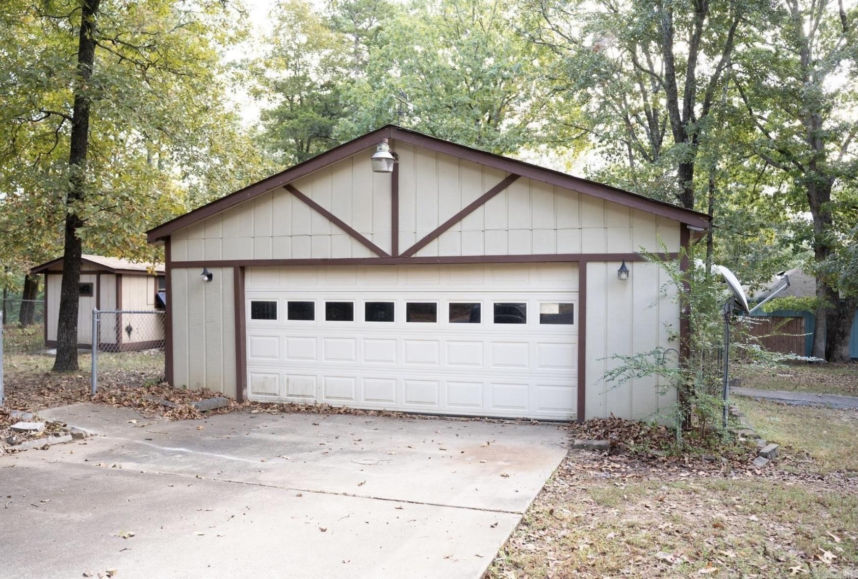 CASTLE RIDGE HEIGHTS - Residential