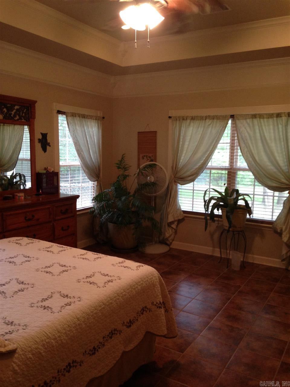 White Oak Pond Phase III - Residential