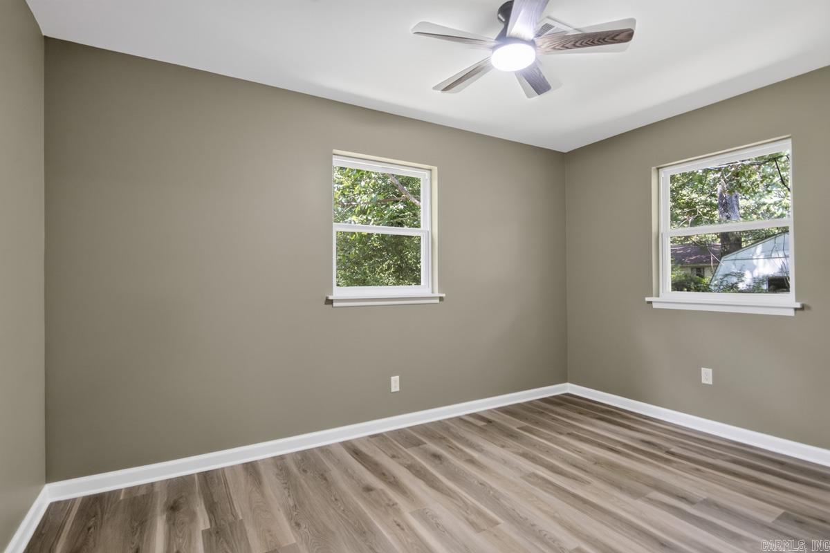 MAYWOOD MANOR - Residential