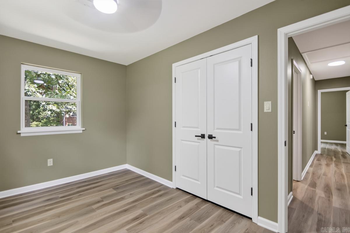 MAYWOOD MANOR - Residential