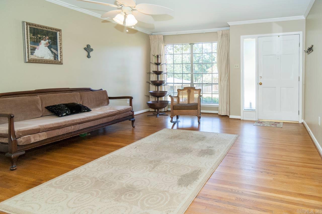 Hall Plaza - Residential