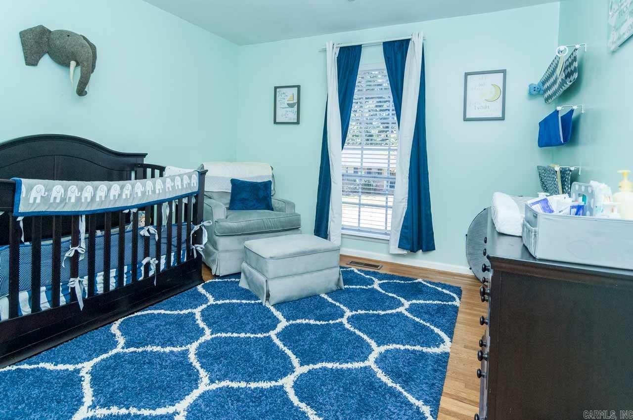 Hall Plaza - Residential