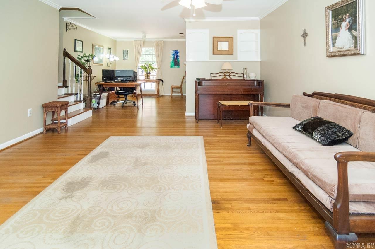Hall Plaza - Residential