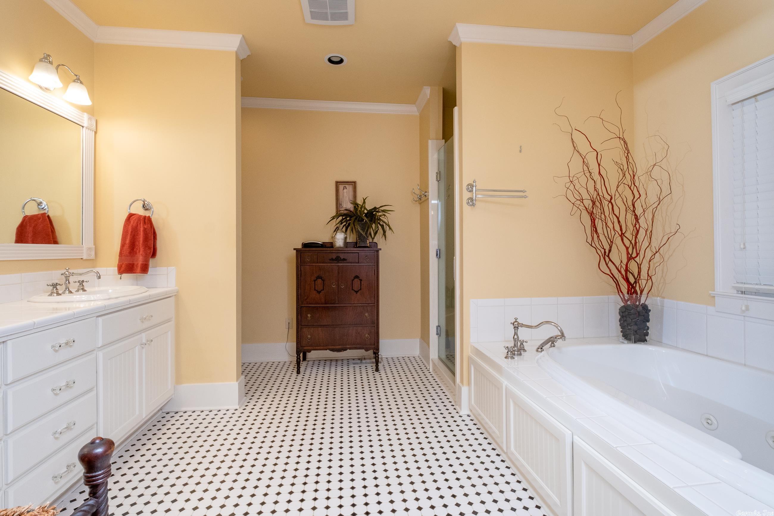 MCGEHEE - Residential