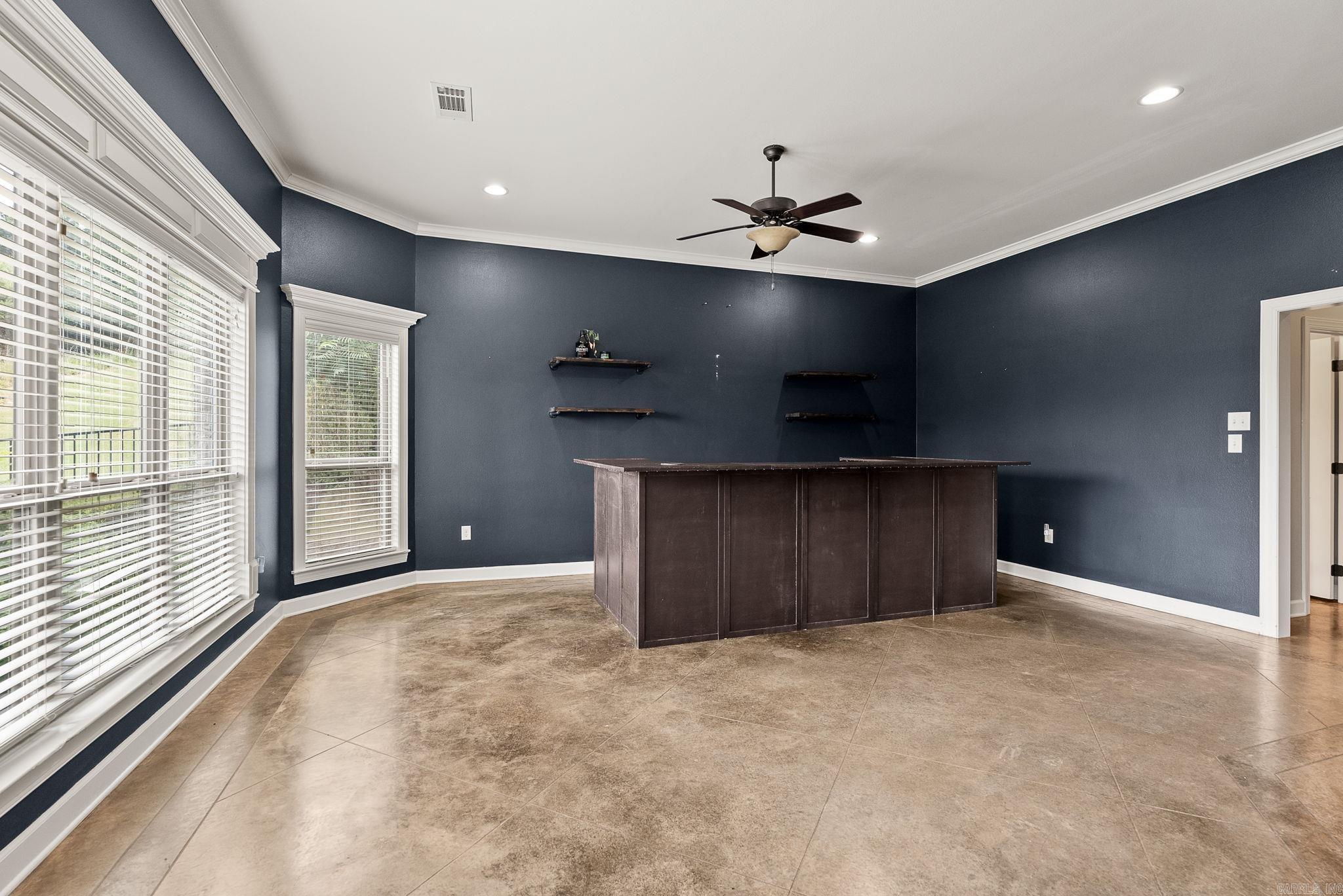MAJESTIC POINTE - Residential
