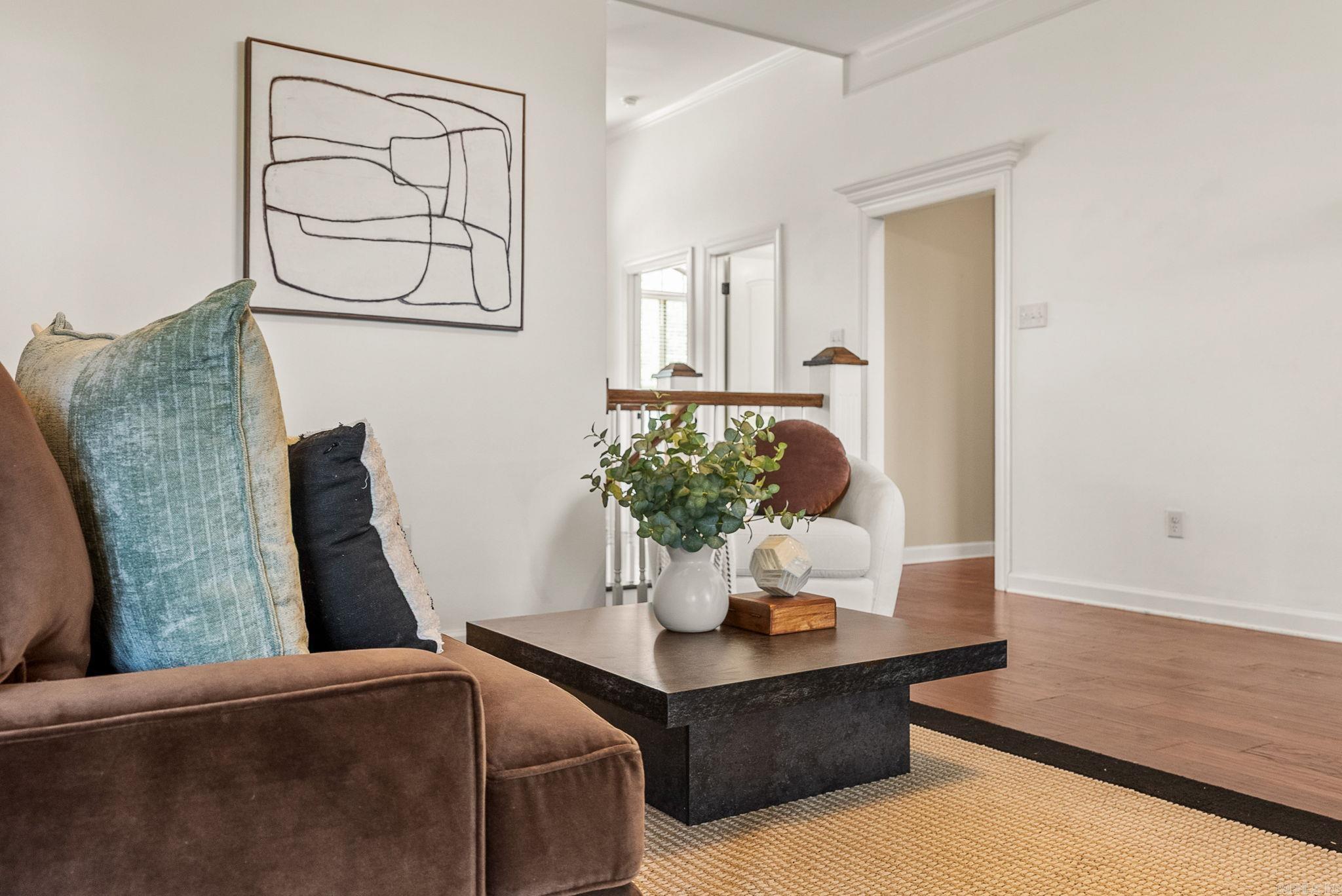 MAJESTIC POINTE - Residential