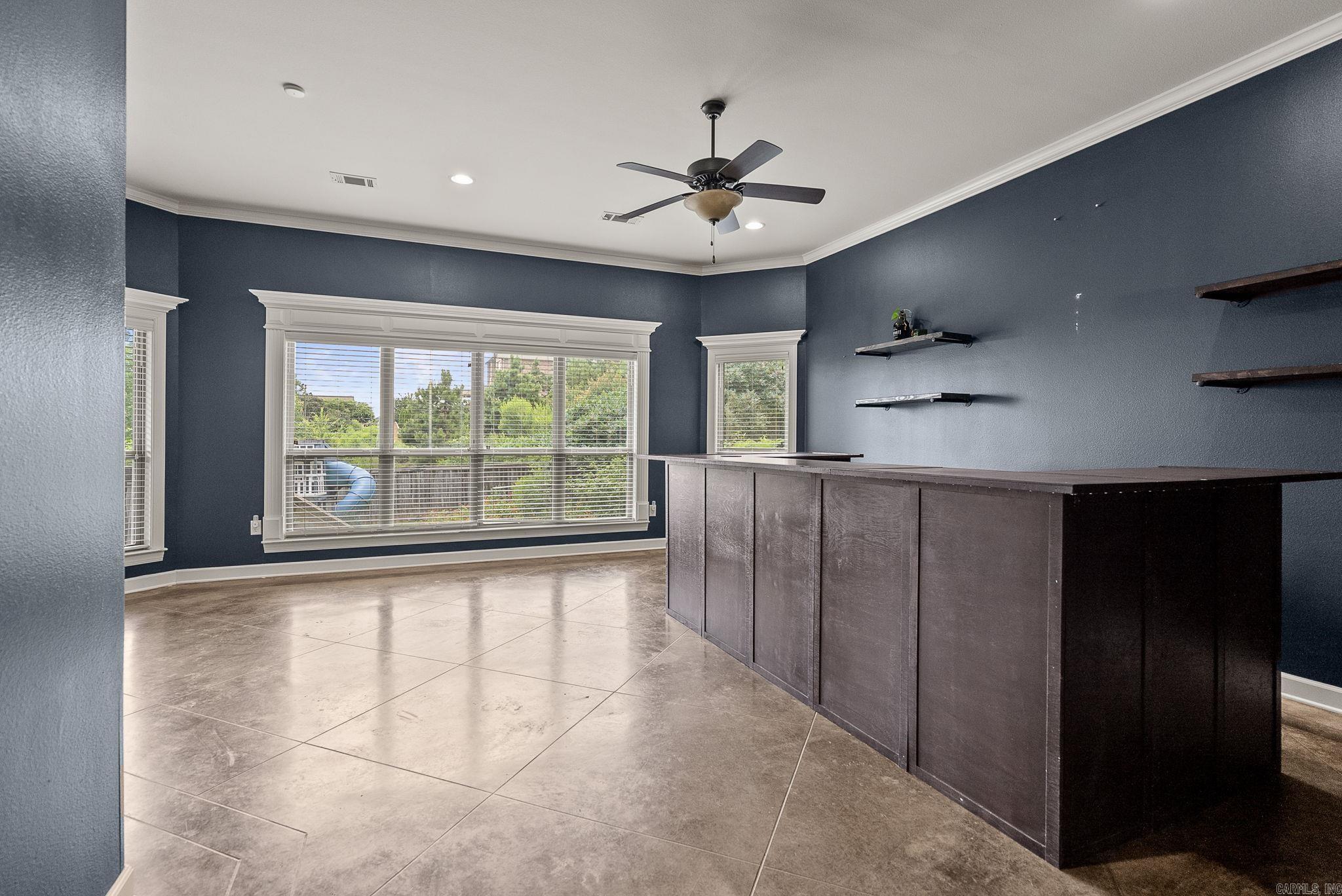 MAJESTIC POINTE - Residential