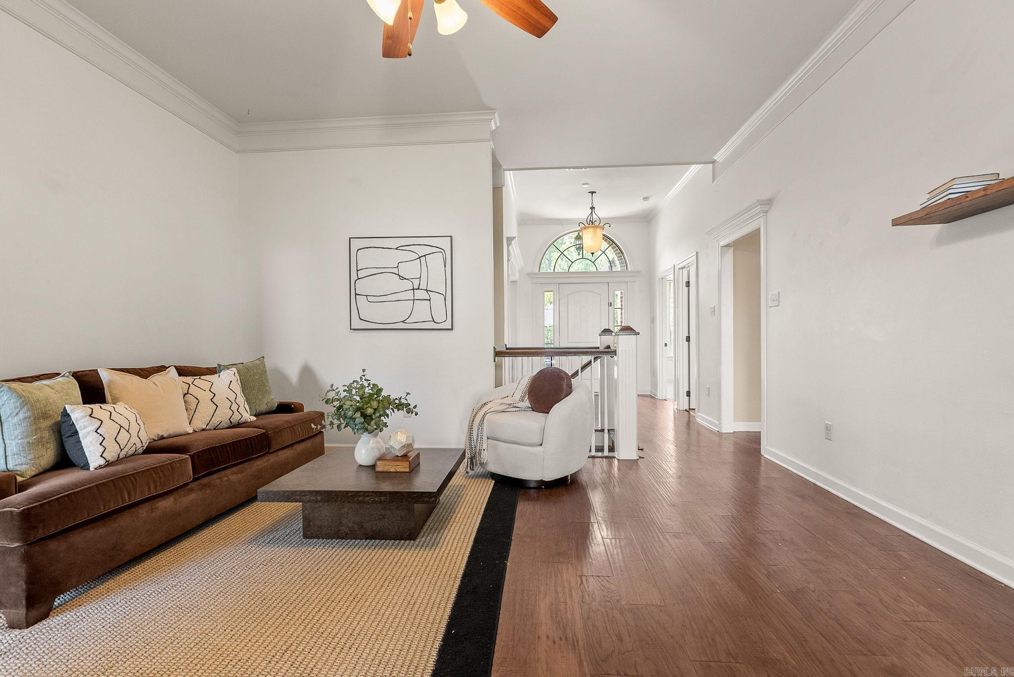 MAJESTIC POINTE - Residential