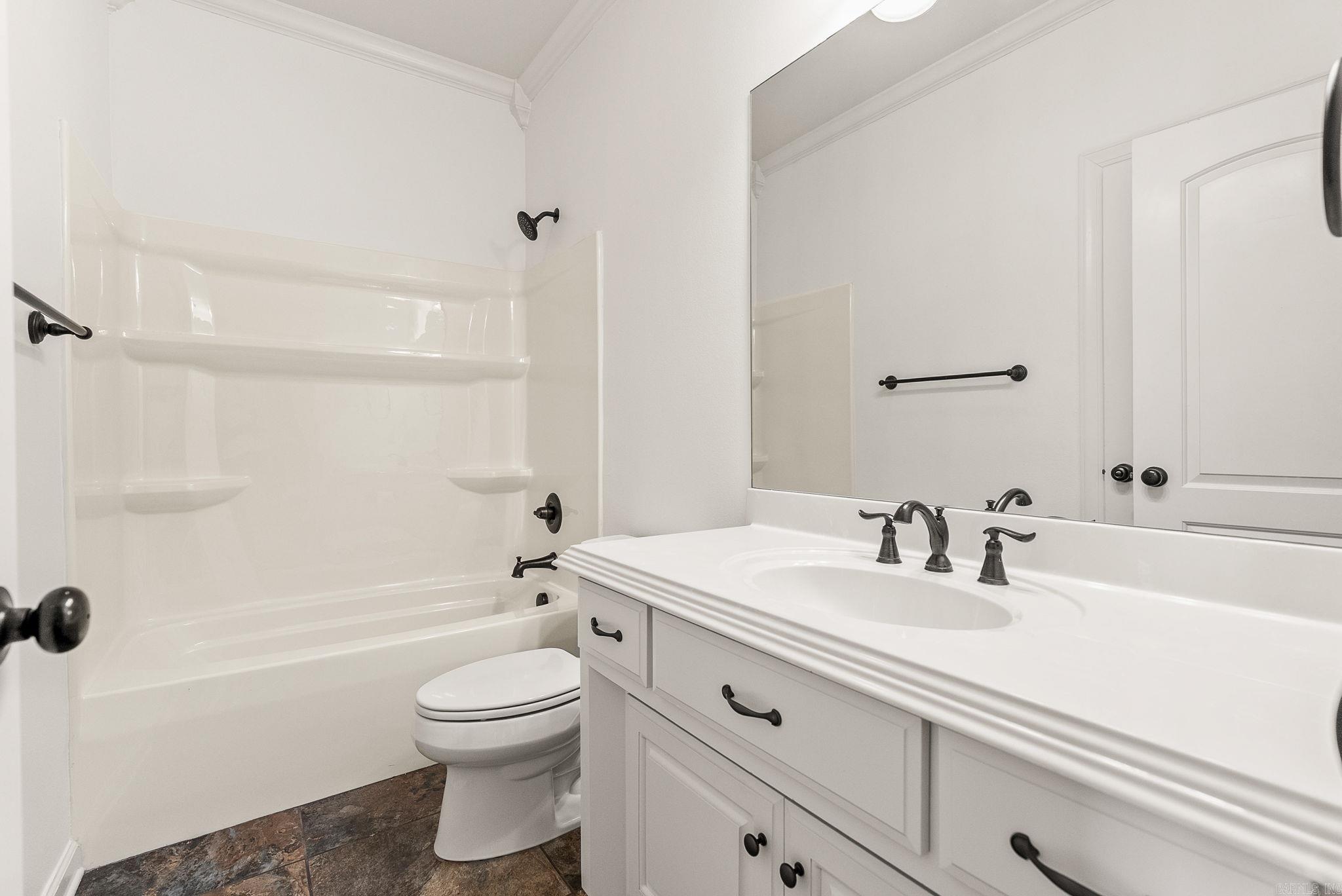 MAJESTIC POINTE - Residential