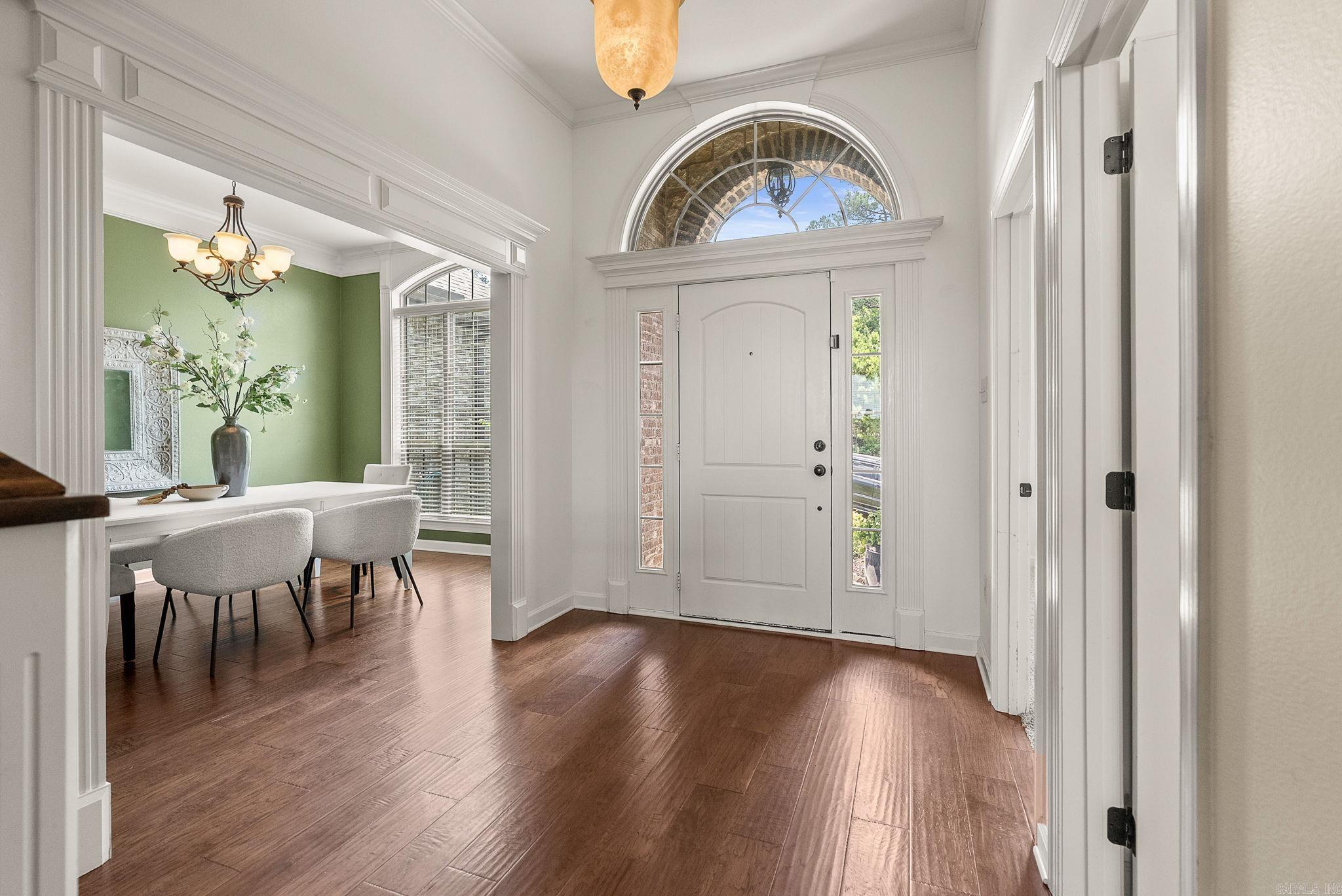 MAJESTIC POINTE - Residential