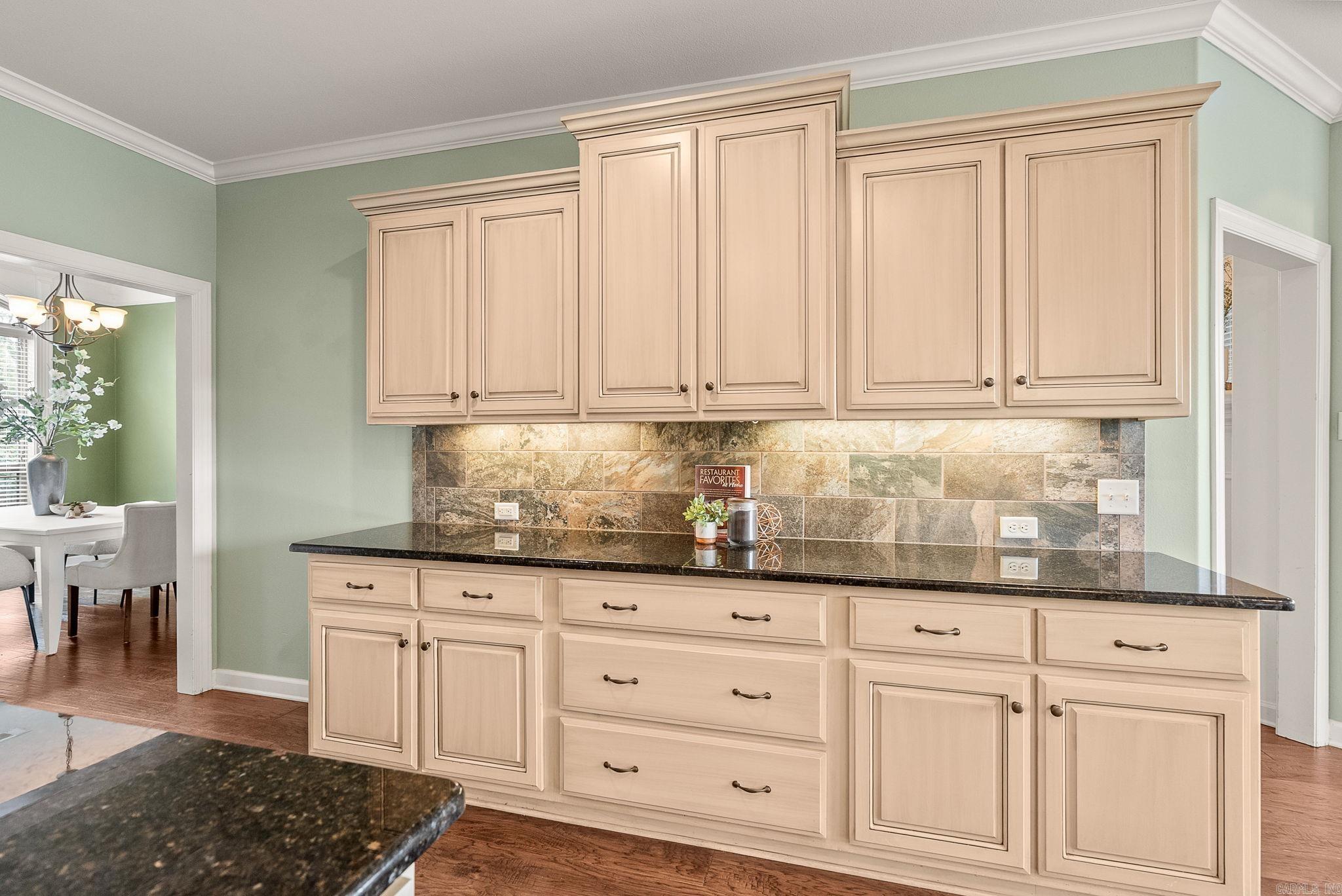 MAJESTIC POINTE - Residential