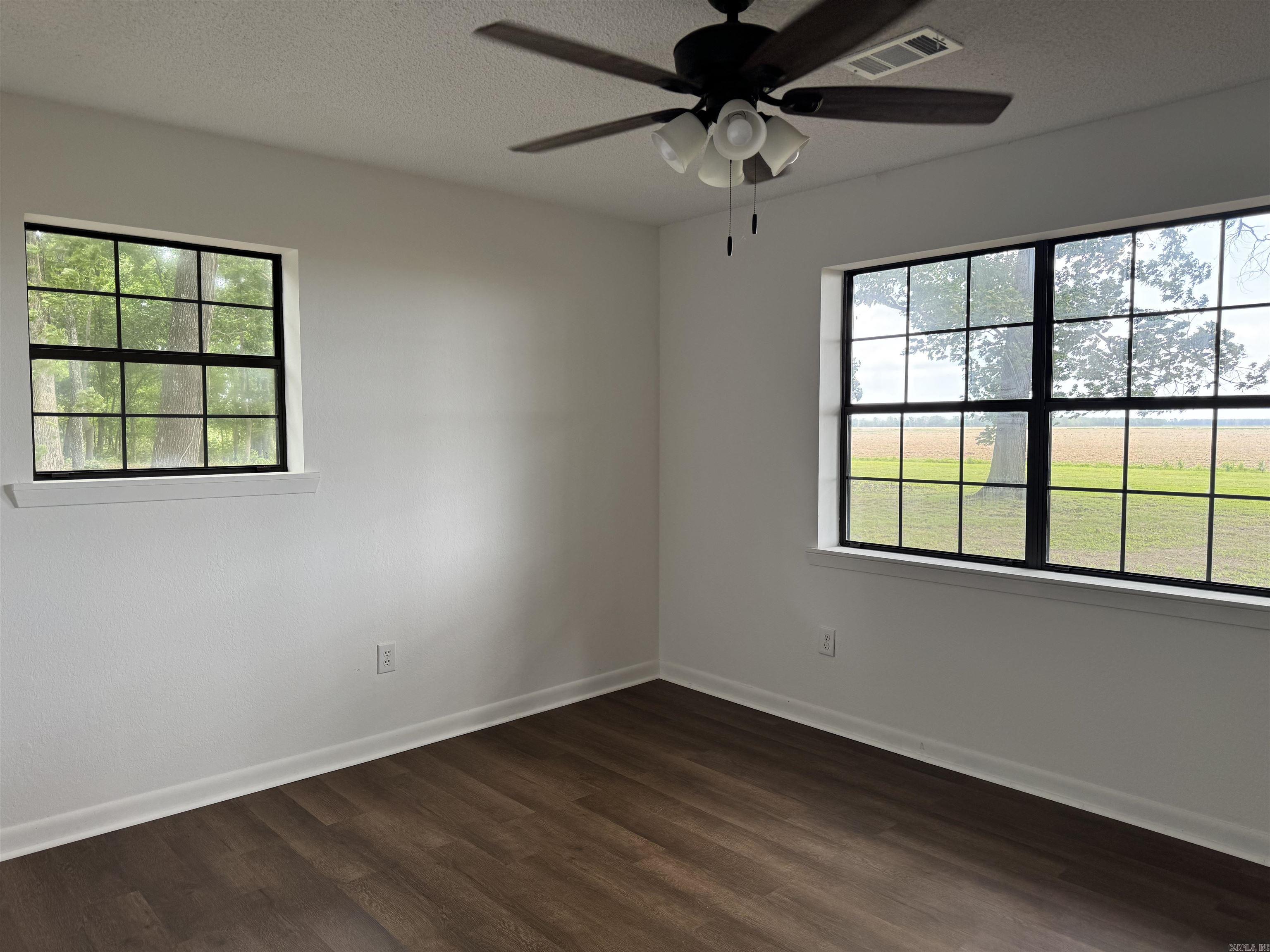 GRIFFITHVILLE ORIGINAL - Residential