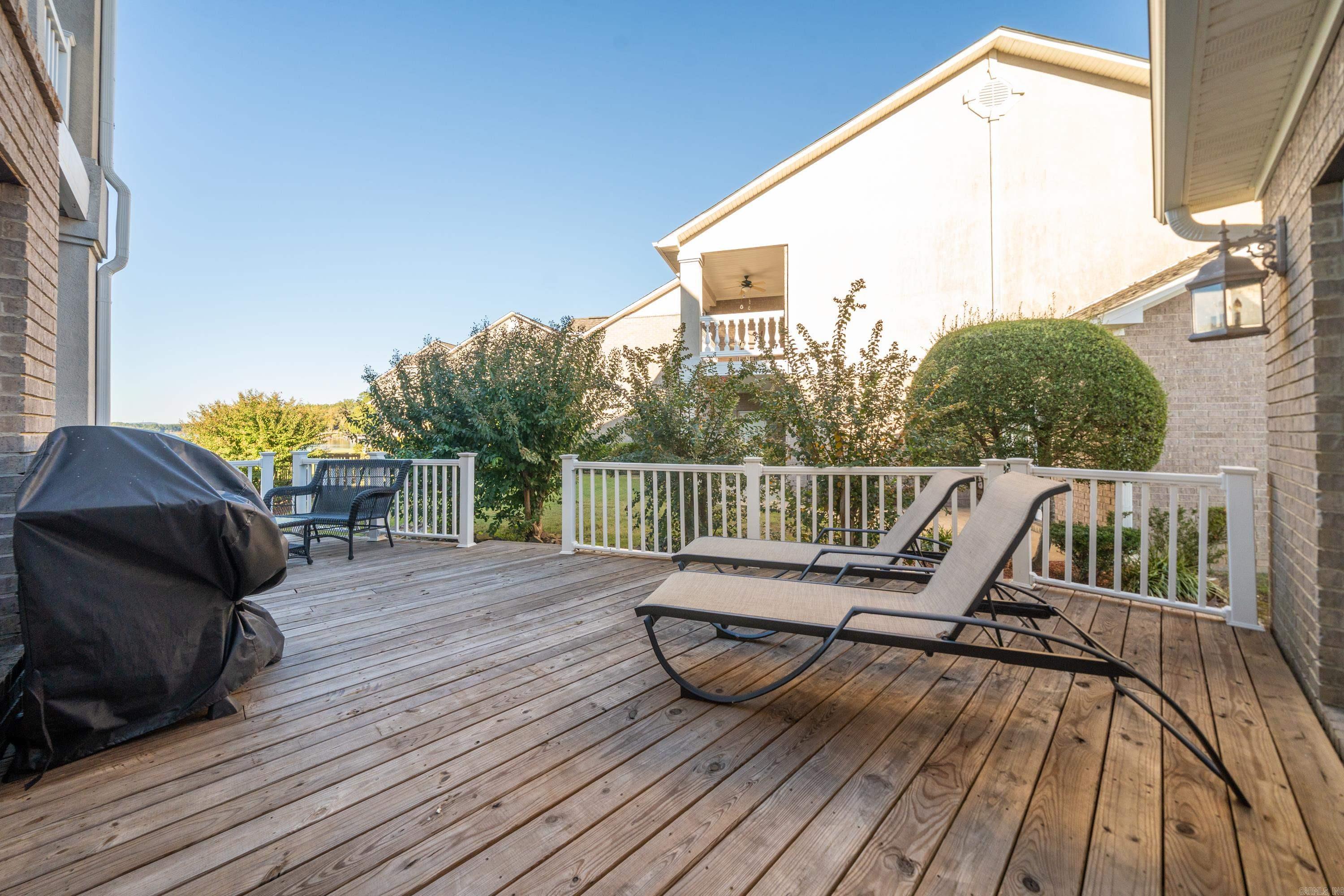 CARMEL BAY - Residential