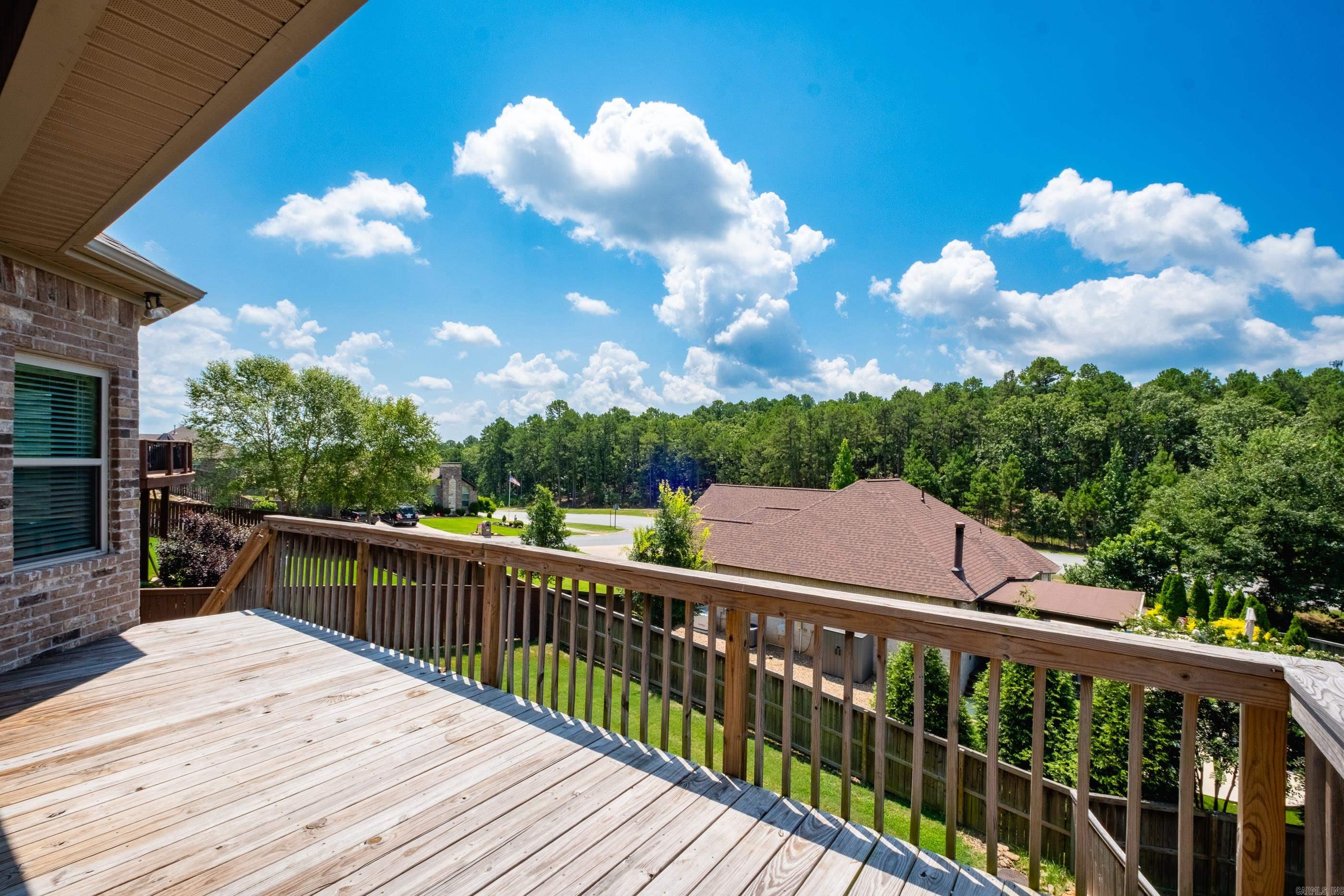 MAJESTIC POINTE - Residential