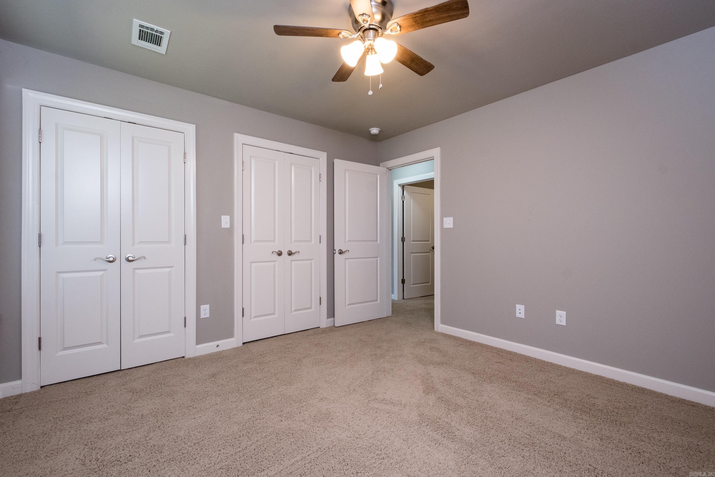 MAJESTIC POINTE - Residential